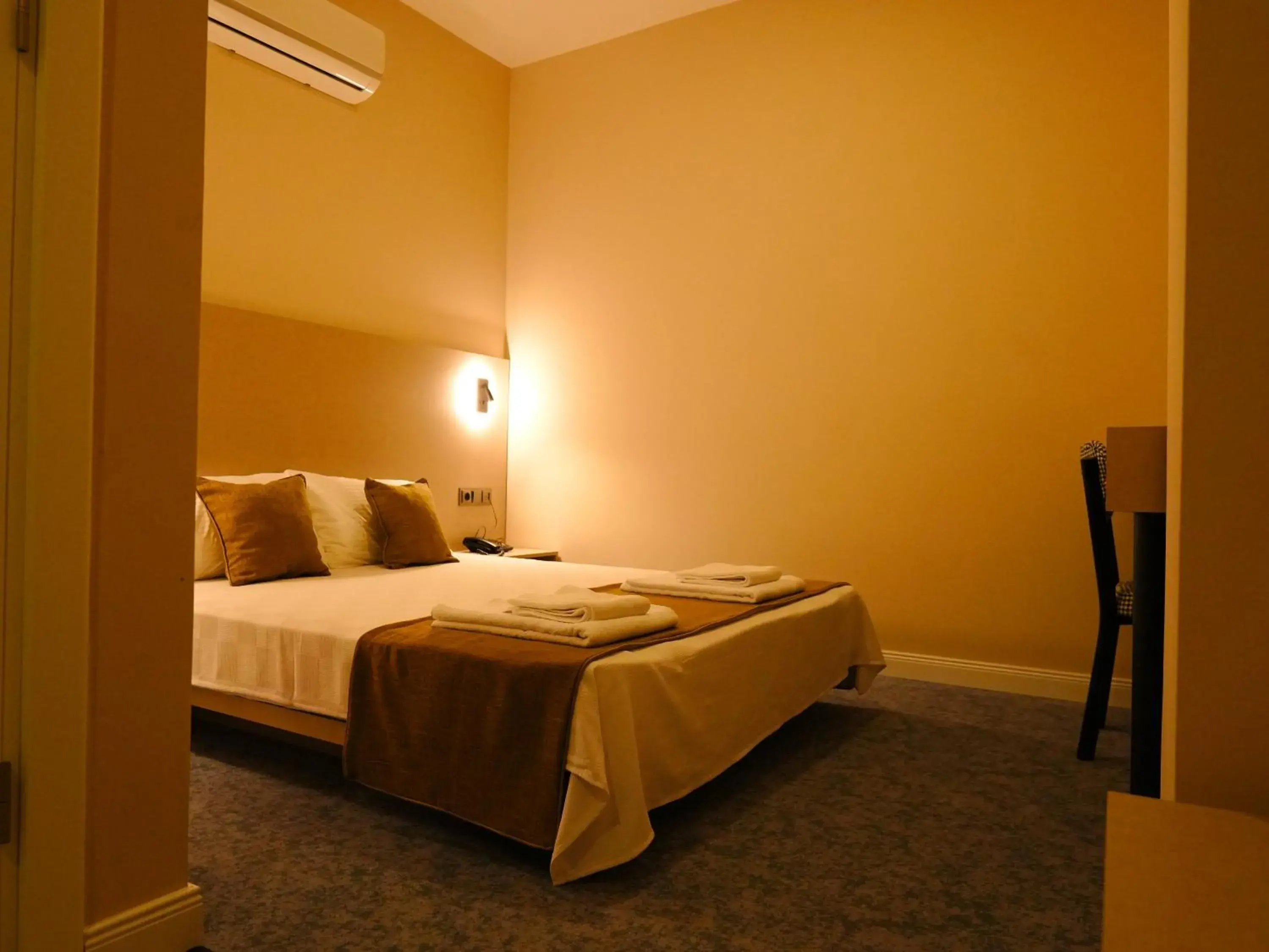 Bed in Bonnie City Hotel Bed in Bonnie City Hotel