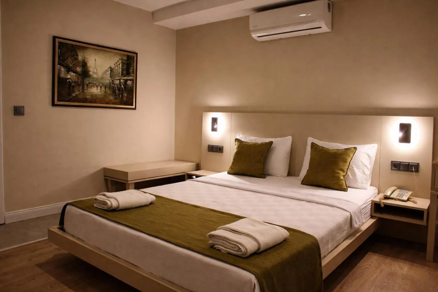 Bed in Bonnie City Hotel