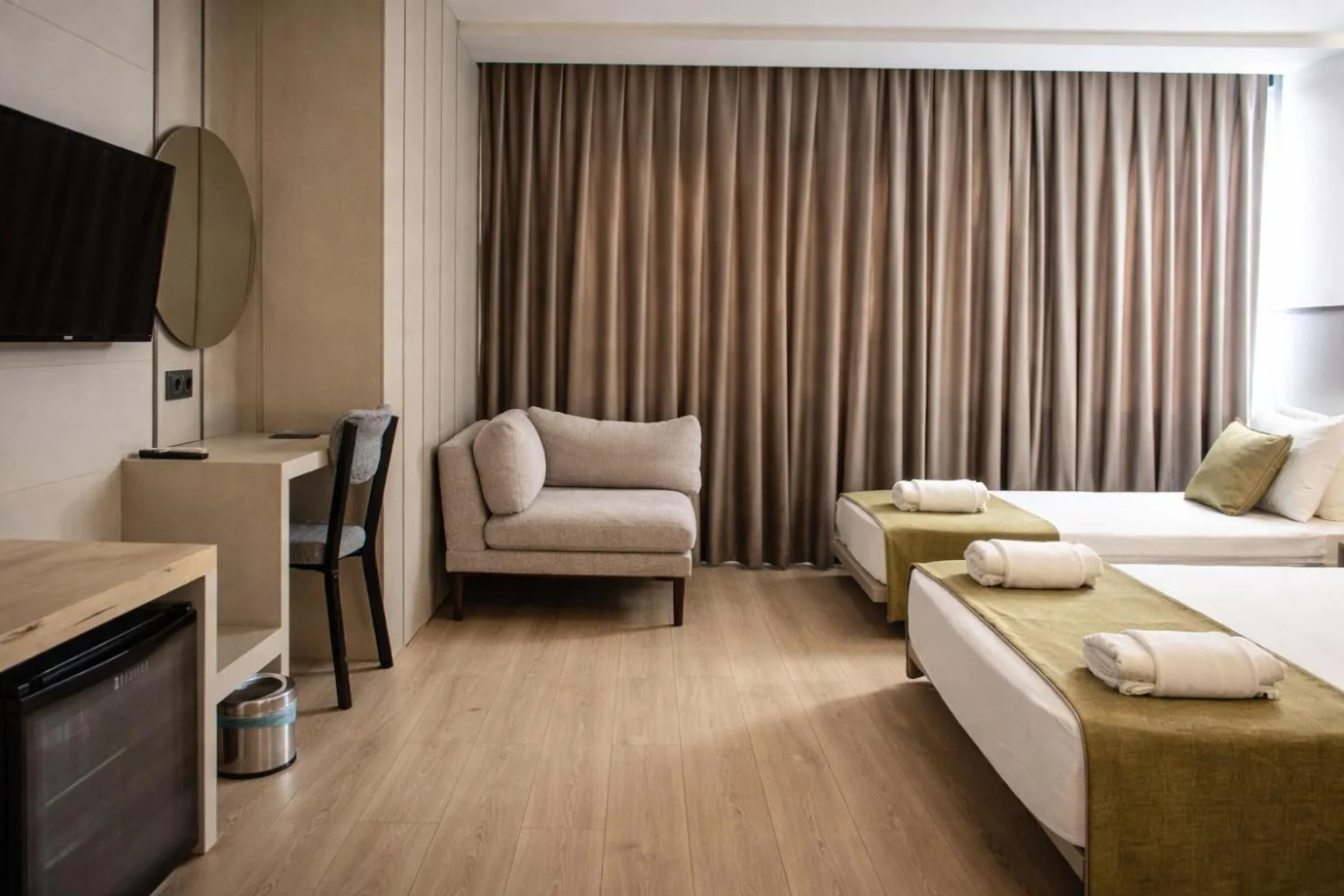 Photo of the whole room in Bonnie City Hotel