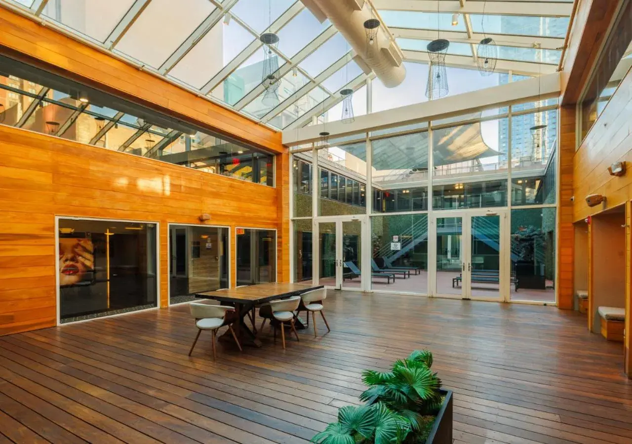 Property building in Hudson Yards Hotel Property building in Hudson Yards Hotel