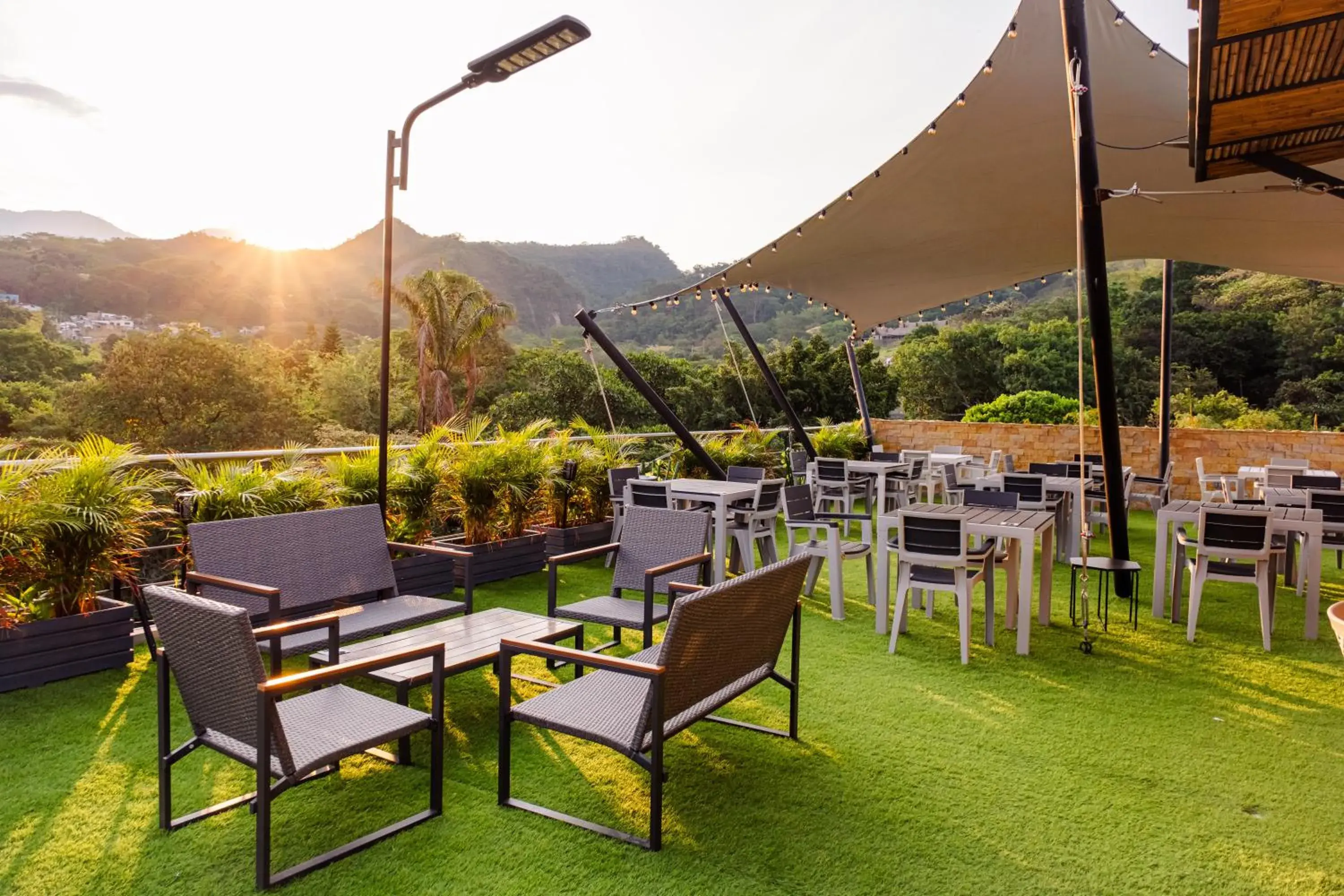 Central Suites by H&R Central Suites by H&R