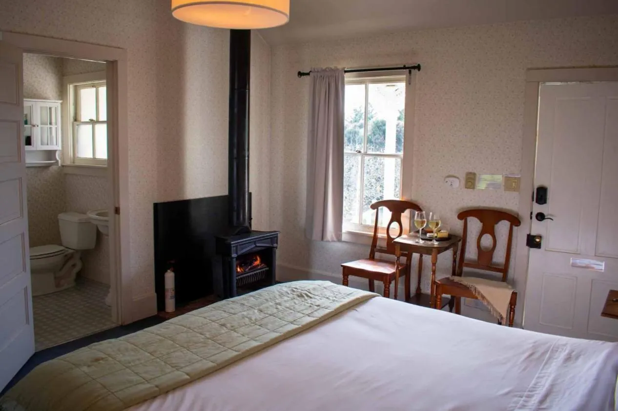 Bedroom, Bed in Dennen's Victorian Farmhouse