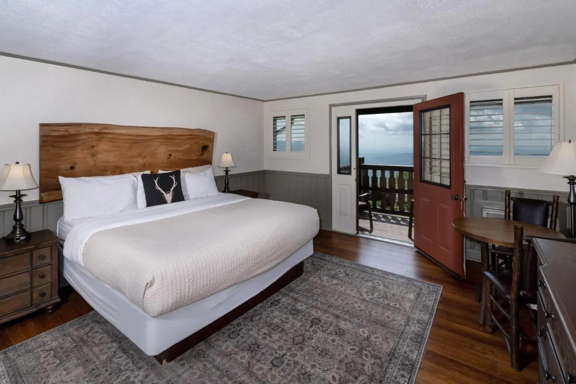 Double Room with Mountain View in Switzerland Inn Double Room with Mountain View in Switzerland Inn