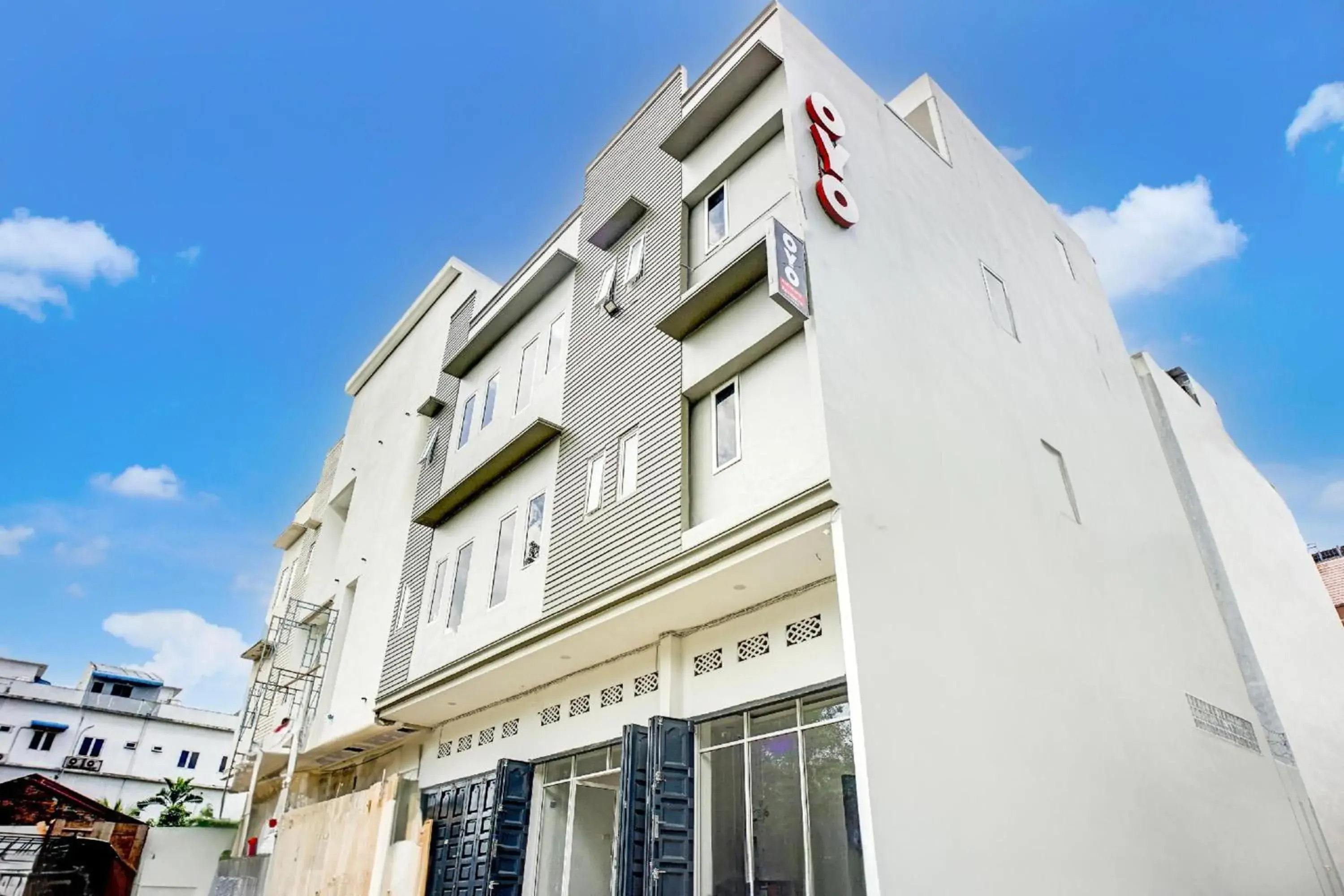 Property building in Collection O Almasarra Residence Near Ring Road Medan Property building in Collection O Almasarra Residence Near Ring Road Medan