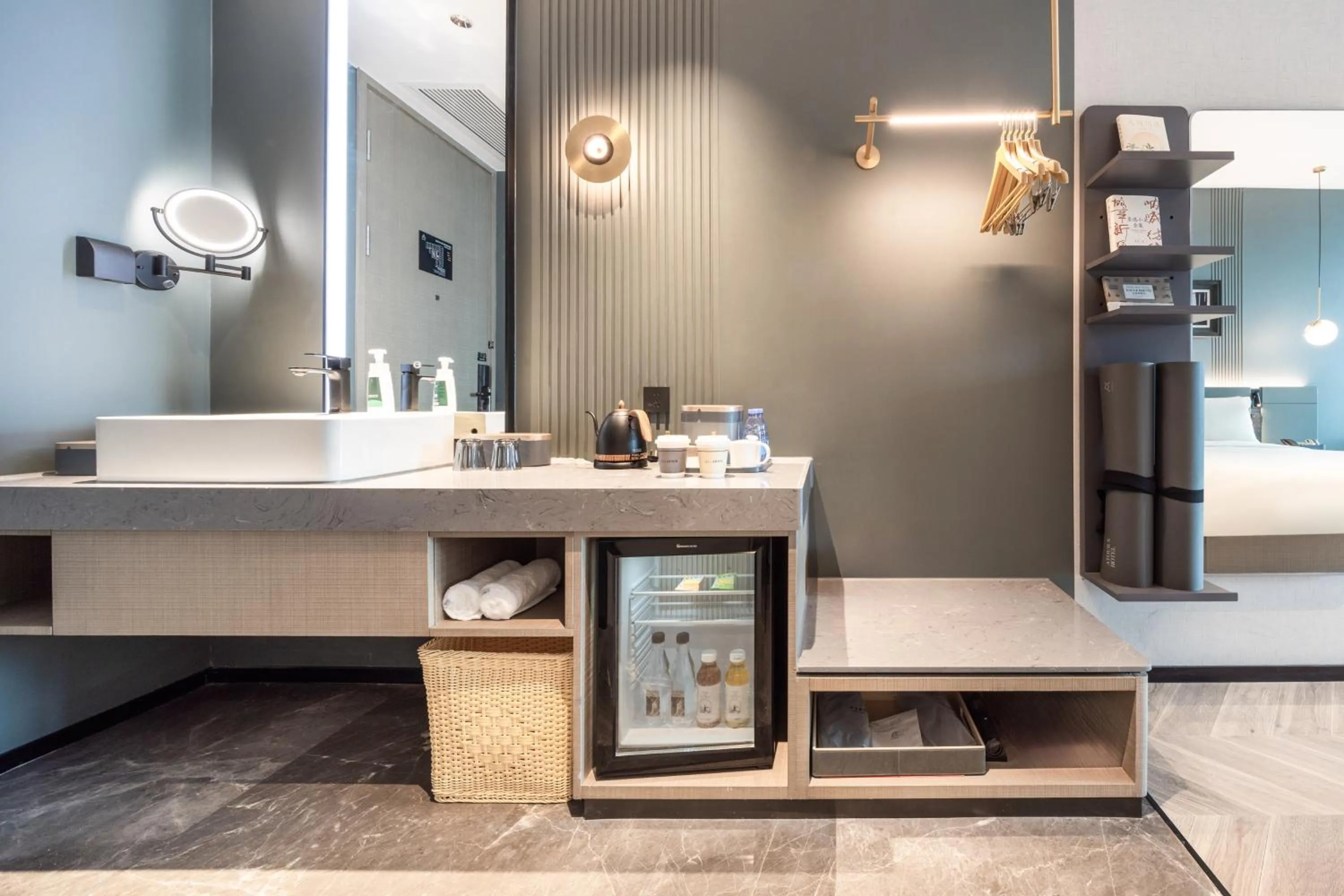 towels in Atour S Hotel Shenzhen Nanshan Science and Technology Park Aote Coxing