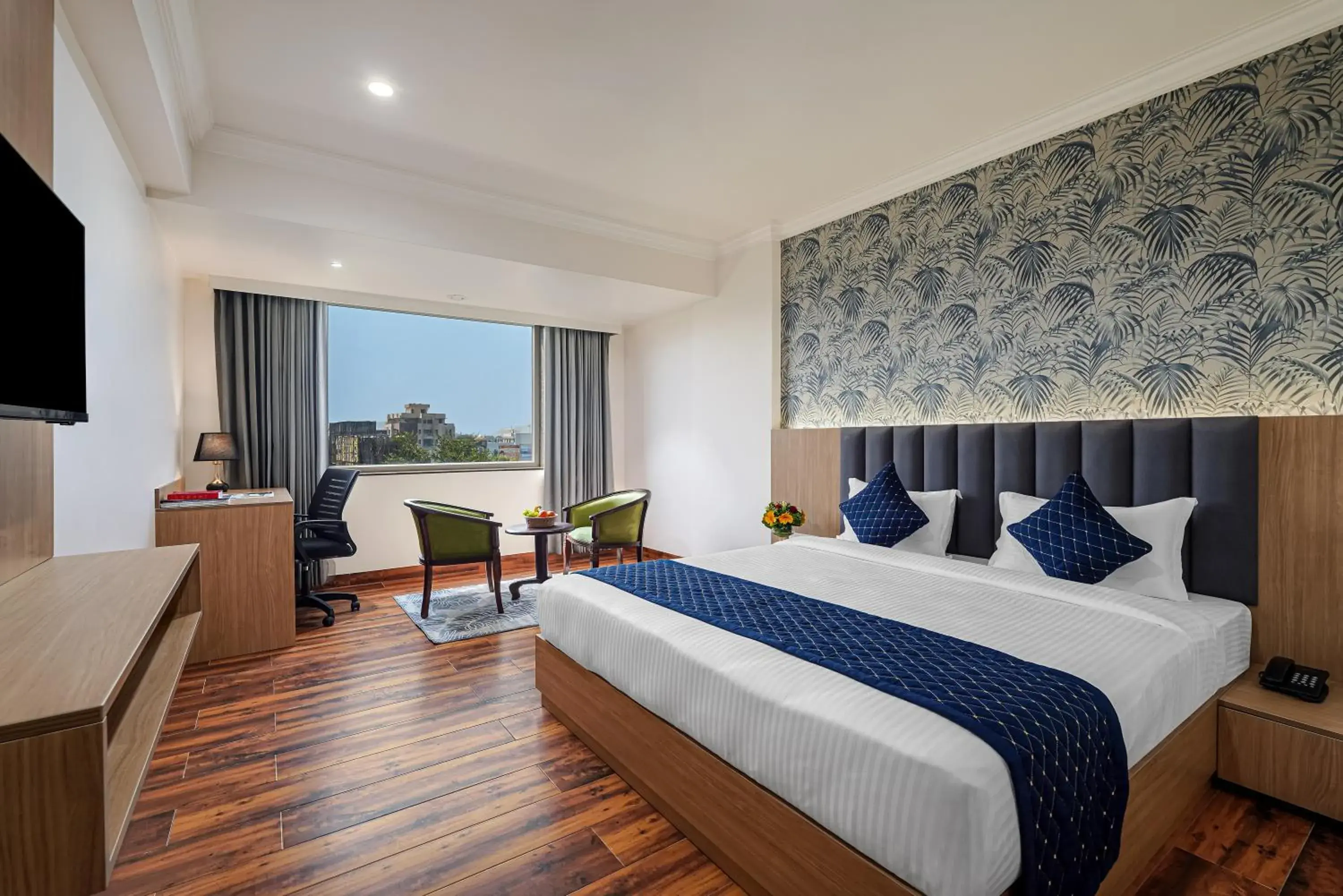 Photo of the whole room, Bed in Sinclairs Udaipur Photo of the whole room, Bed in Sinclairs Udaipur