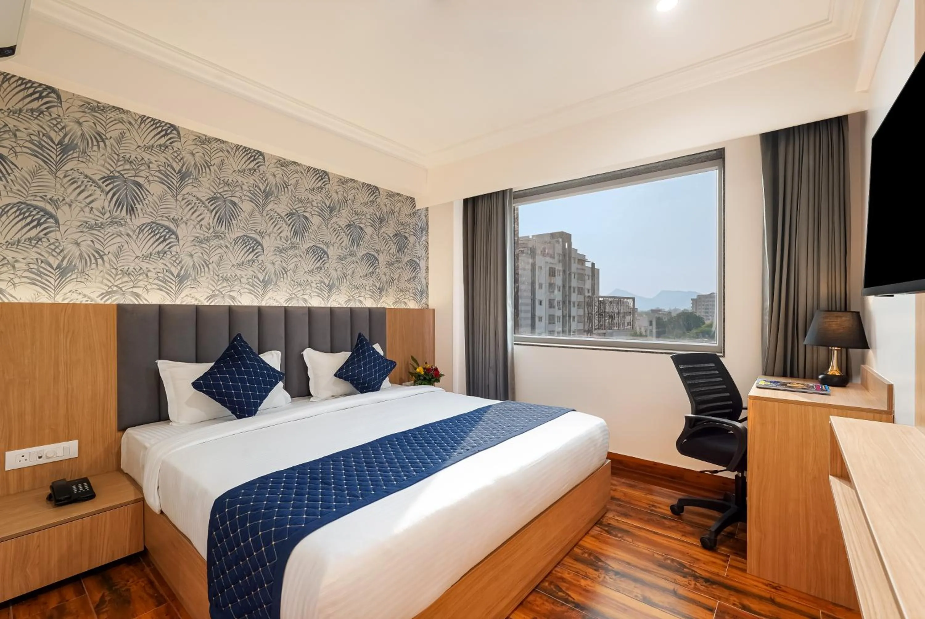 Bedroom, Bed in Sinclairs Udaipur