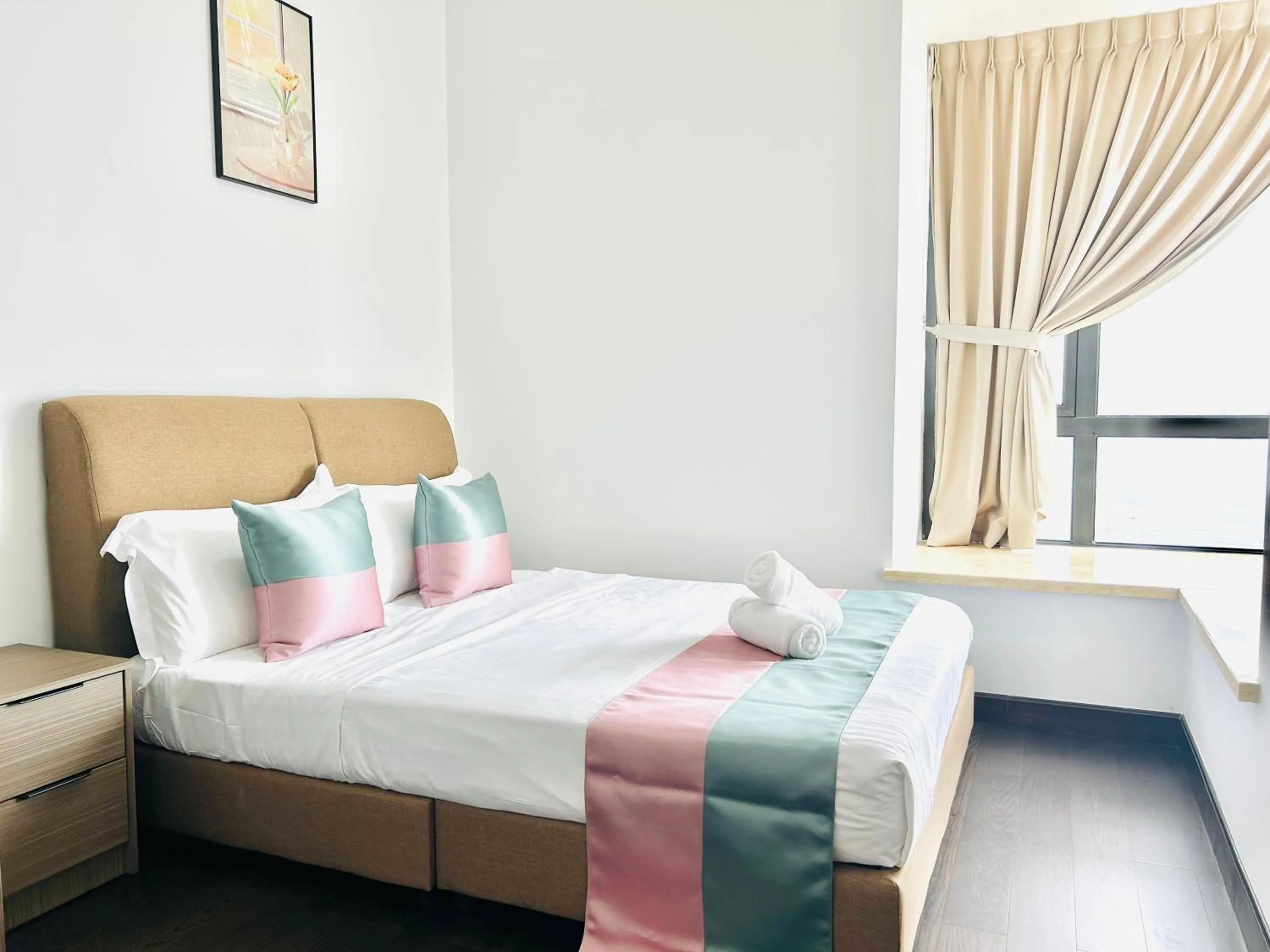 Bed in R&F Princess Cove Superior Homestay Nearby CIQ By Han Lin Sojourn