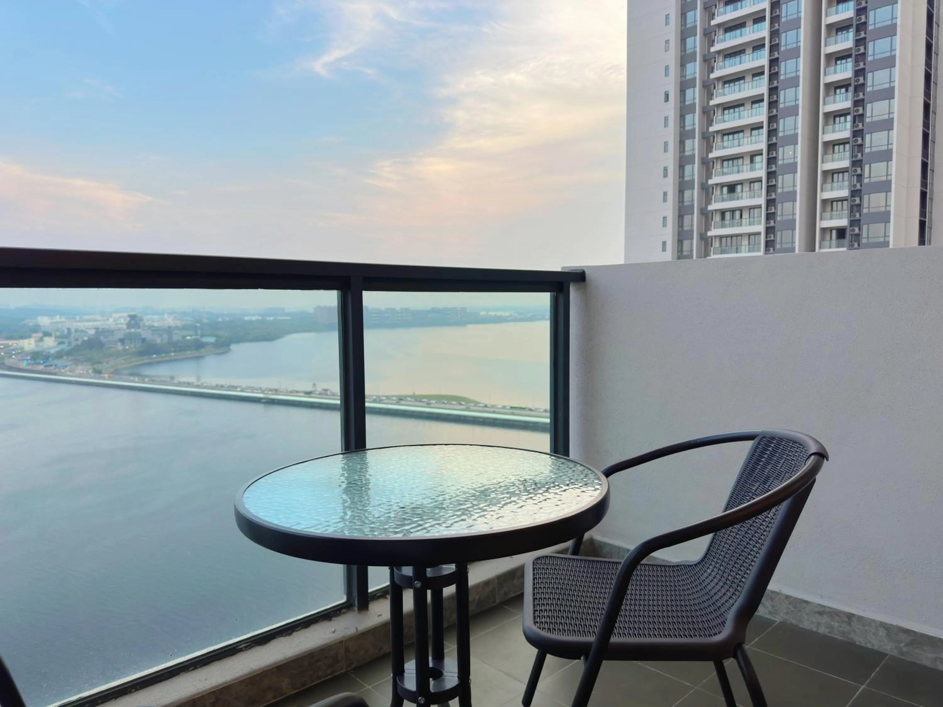 R&F Princess Cove Superior Homestay Nearby CIQ By Han Lin Sojourn