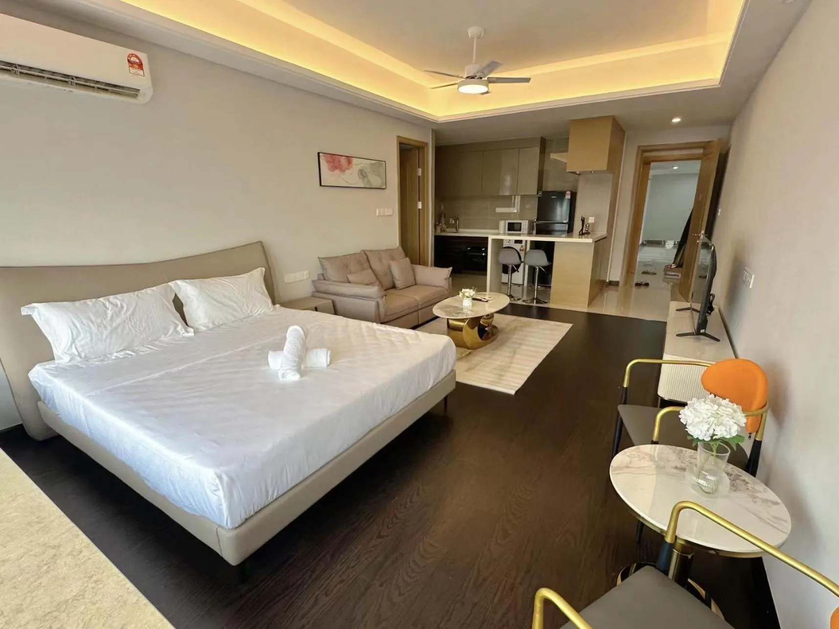 Bed in R&F Princess Cove Superior Homestay Nearby CIQ By Han Lin Sojourn