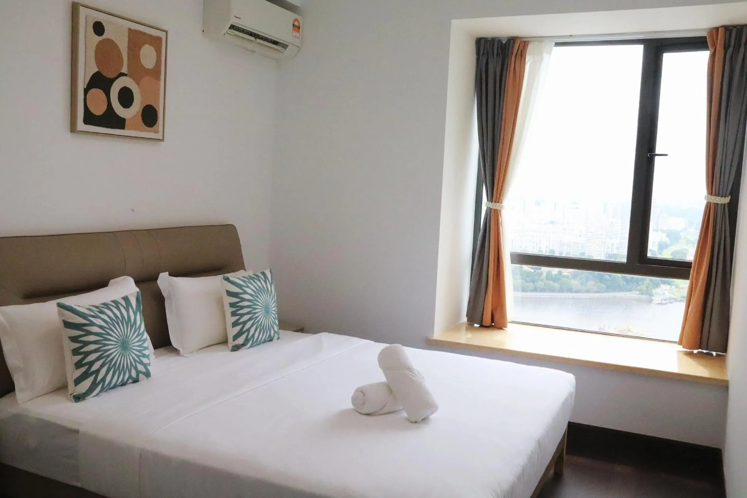 Bed in R&F Princess Cove Superior Homestay Nearby CIQ By Han Lin Sojourn