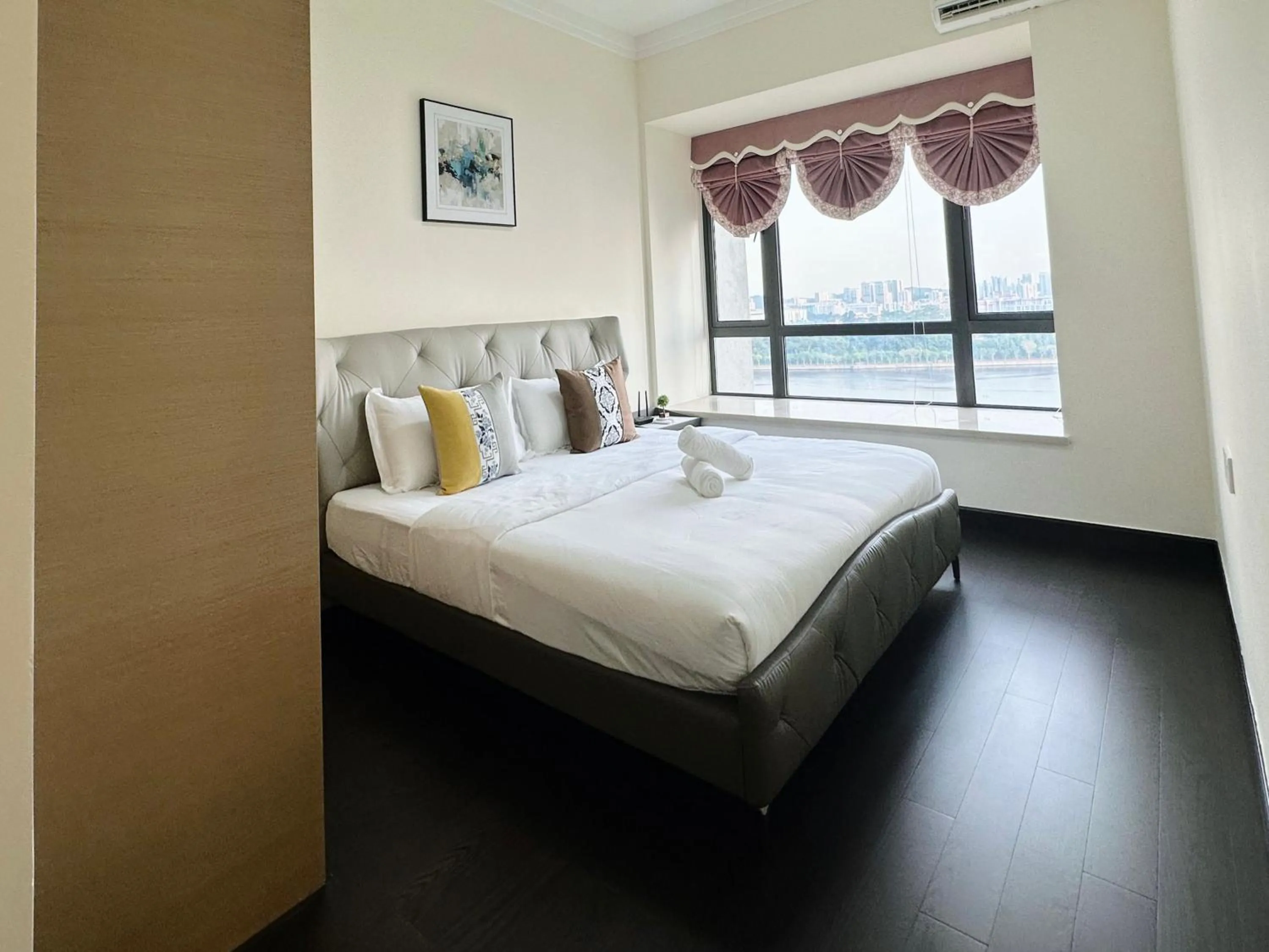 Bed in R&F Princess Cove Superior Homestay Nearby CIQ By Han Lin Sojourn