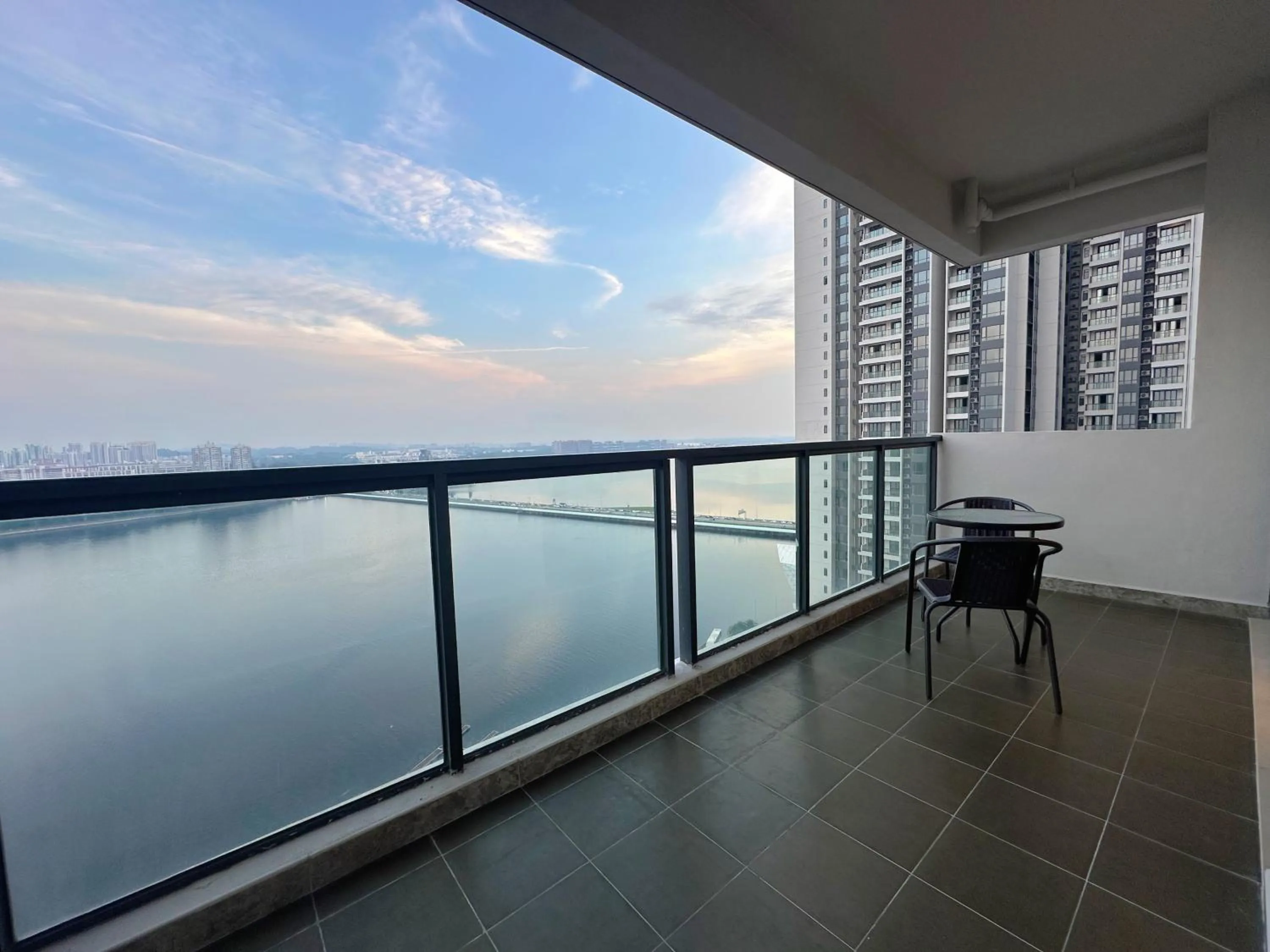 R&F Princess Cove Superior Homestay Nearby CIQ By Han Lin Sojourn