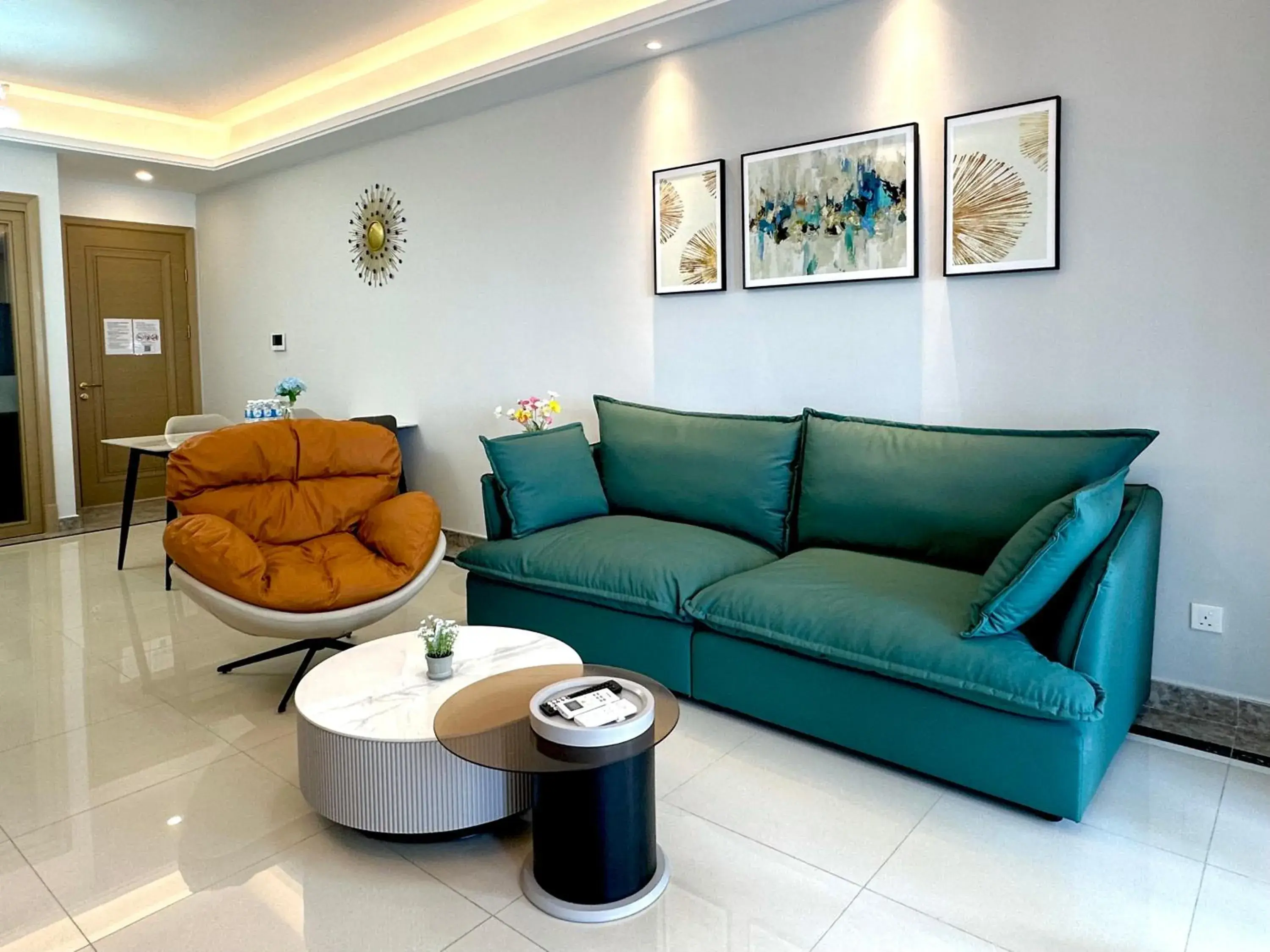 Three-Bedroom Apartment with View in R&F Princess Cove Superior Homestay Nearby CIQ By Han Lin Sojourn Three-Bedroom Apartment with View in R&F Princess Cove Superior Homestay Nearby CIQ By Han Lin Sojourn