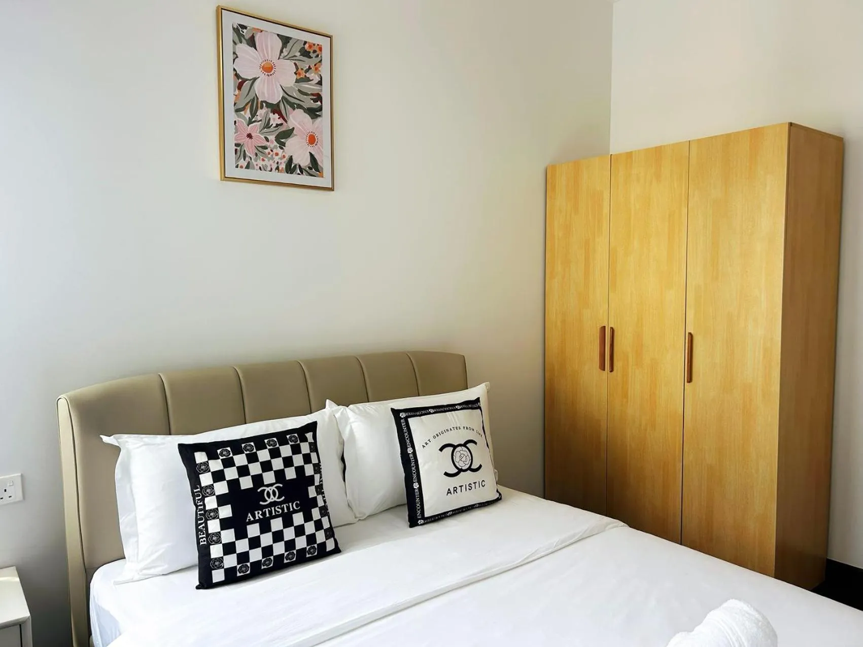 Bed in R&F Princess Cove Superior Homestay Nearby CIQ By Han Lin Sojourn