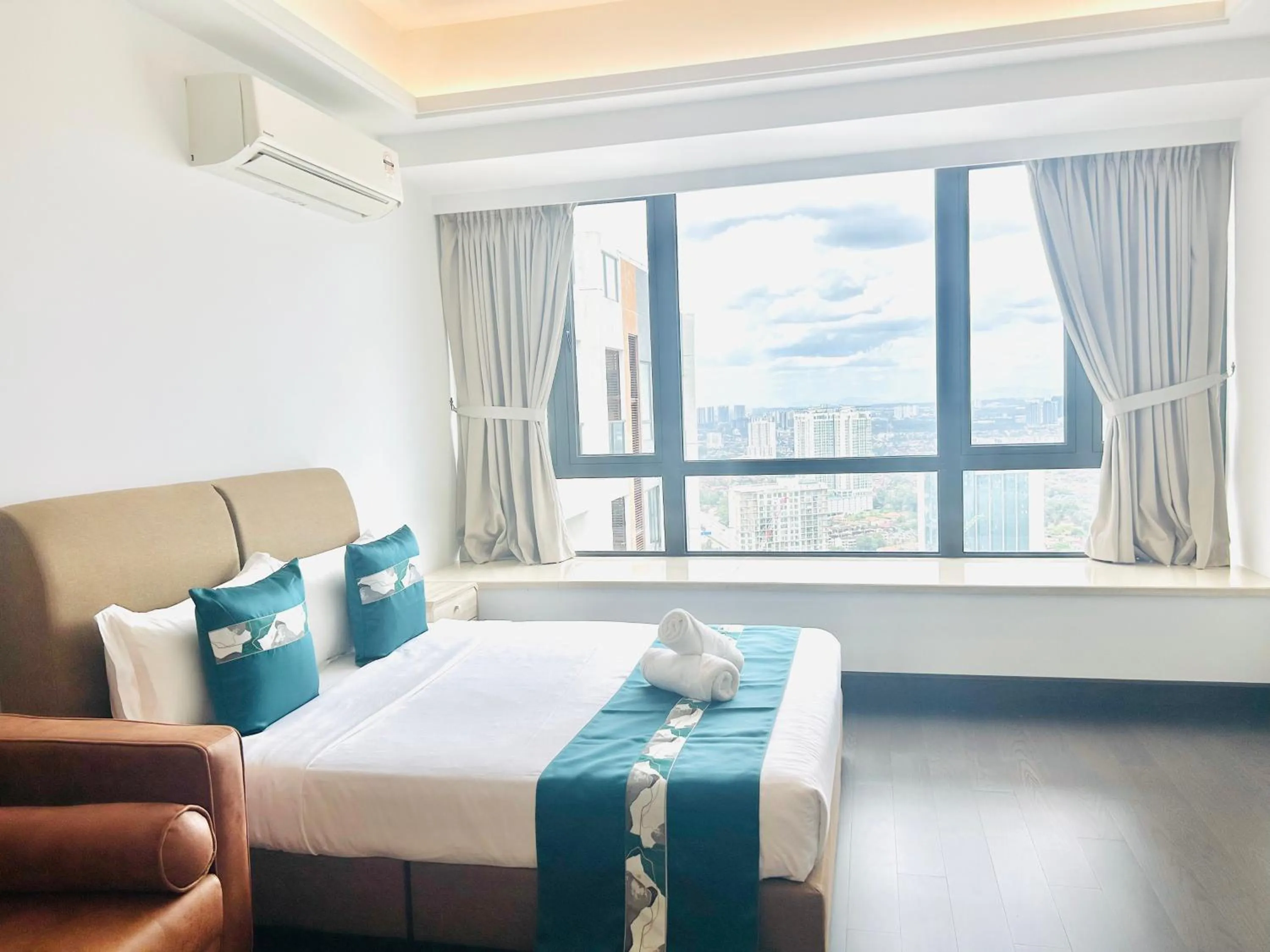 Bed in R&F Princess Cove Superior Homestay Nearby CIQ By Han Lin Sojourn