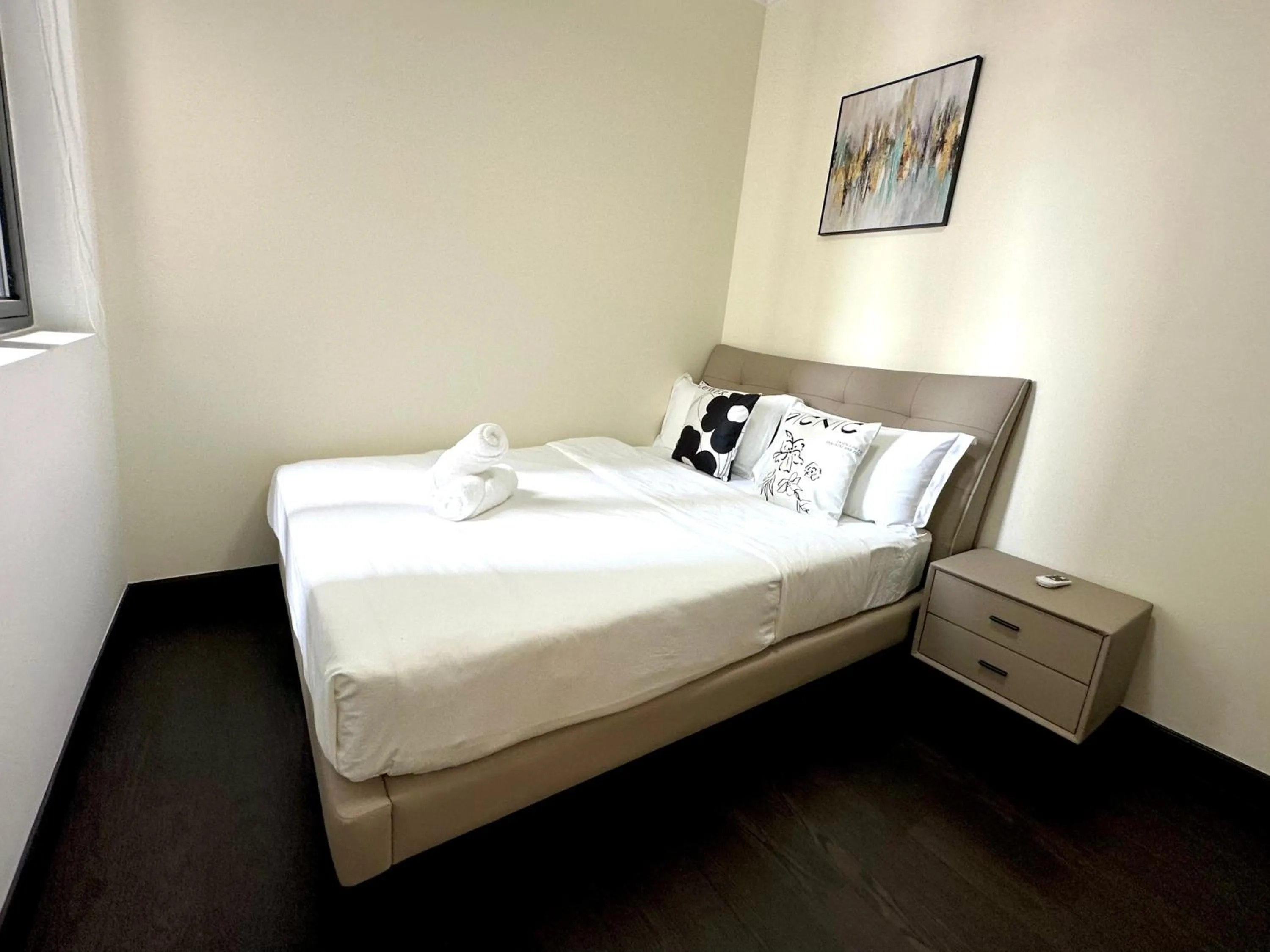 Bed in R&F Princess Cove Superior Homestay Nearby CIQ By Han Lin Sojourn