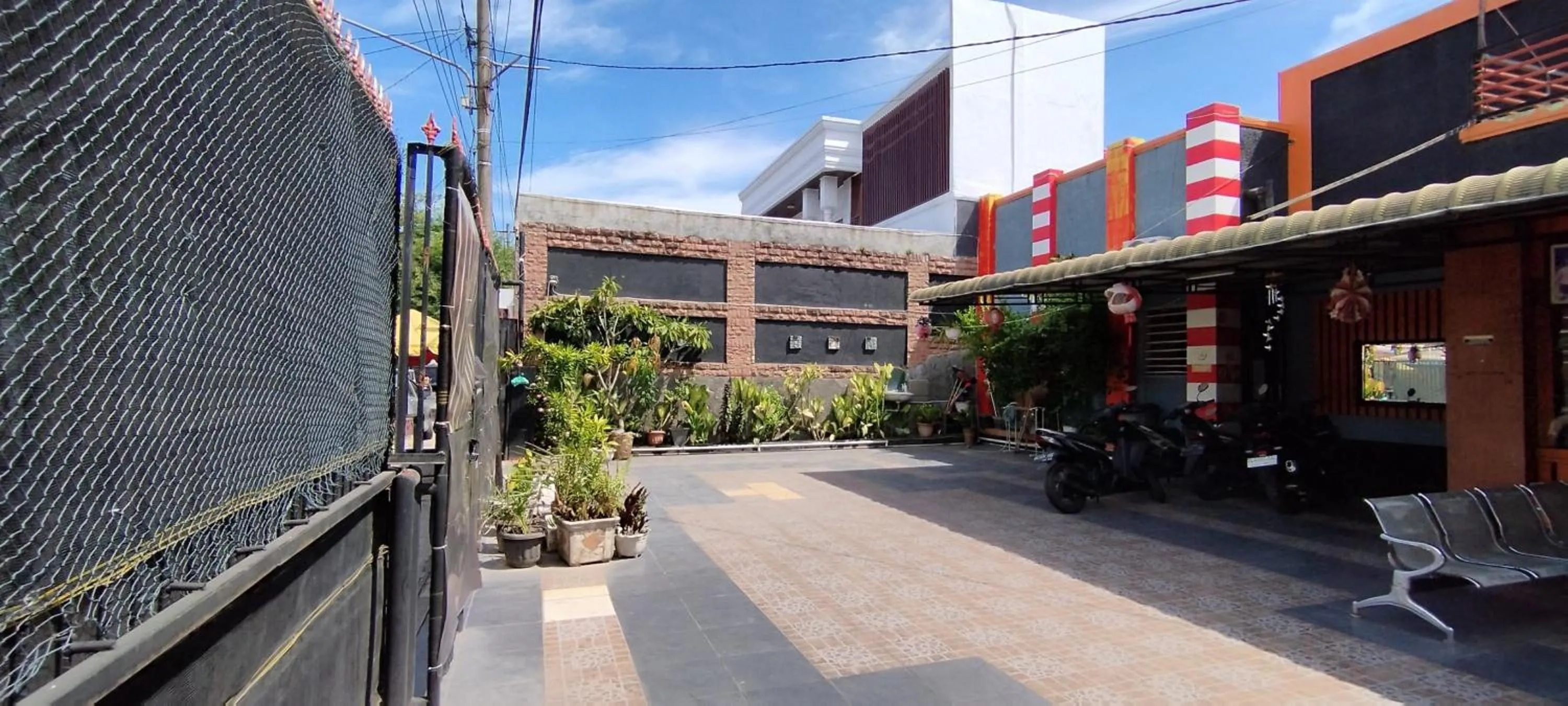 OYO 94157 '38 Residence