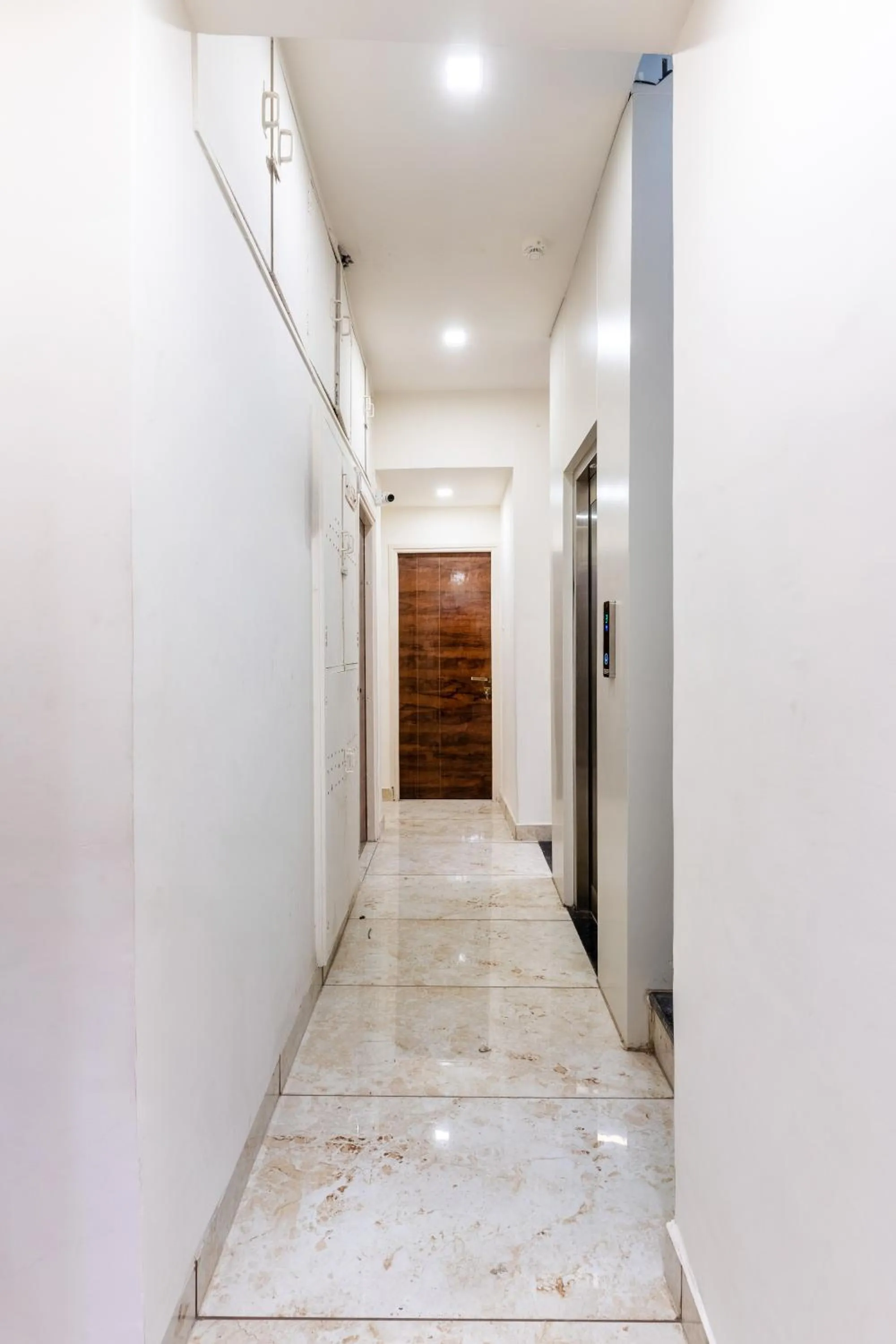 Lobby or reception in Hotel Noble Inn, Ahmedabad