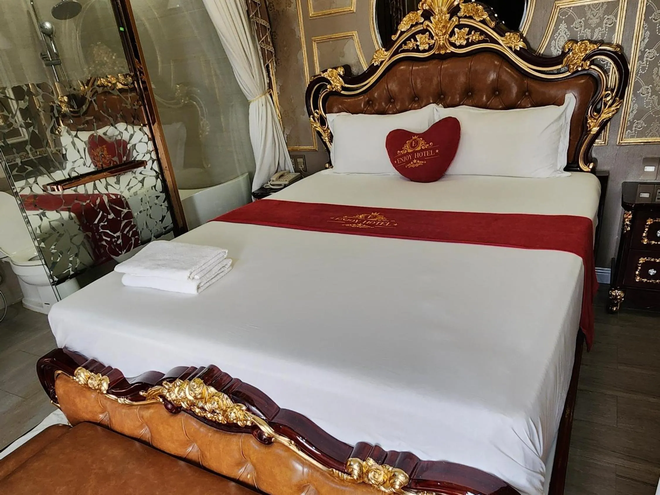 Bed in ROSA HOTEl