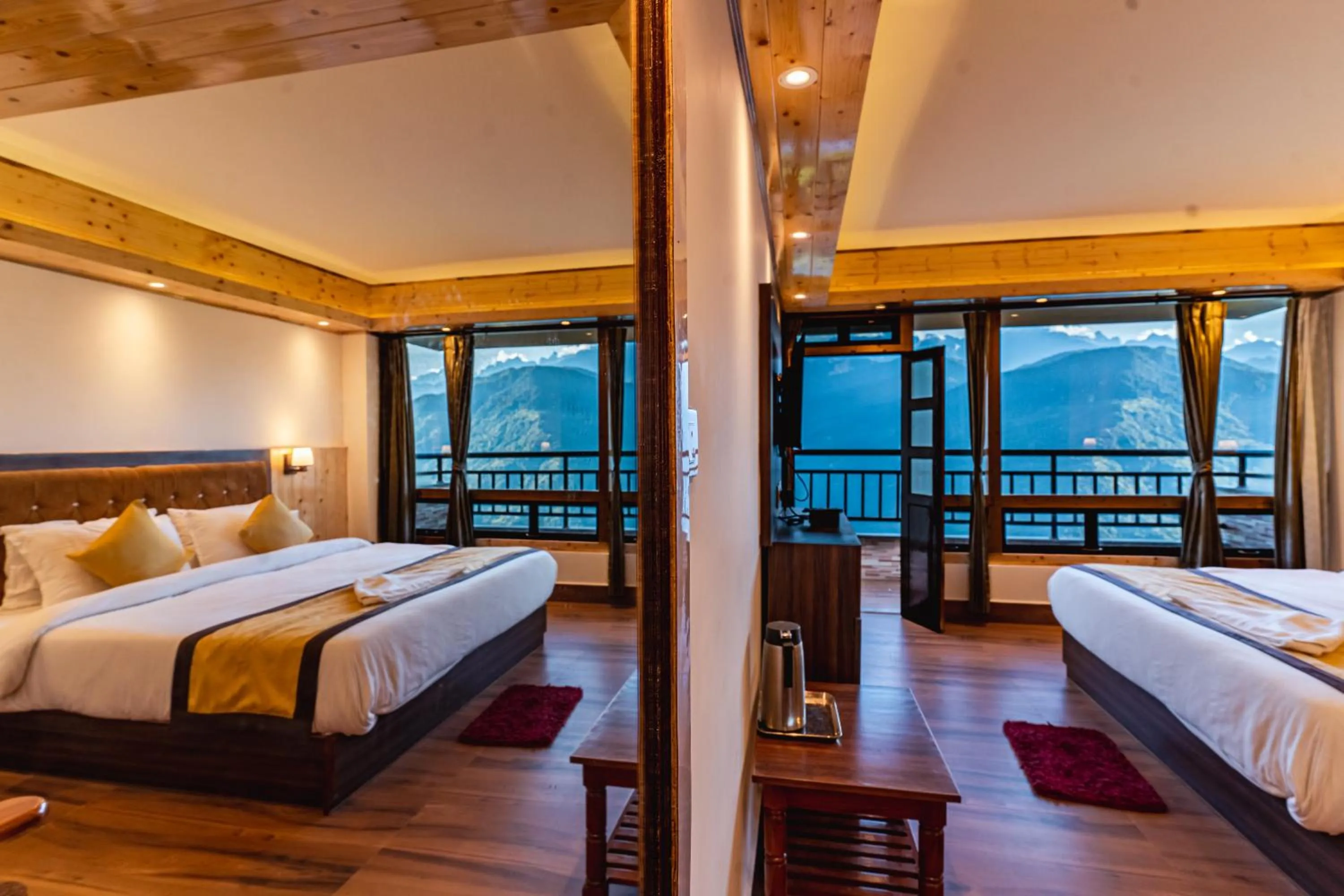 Bedroom, Bed in The Golden Retreat Hotel in Pelling