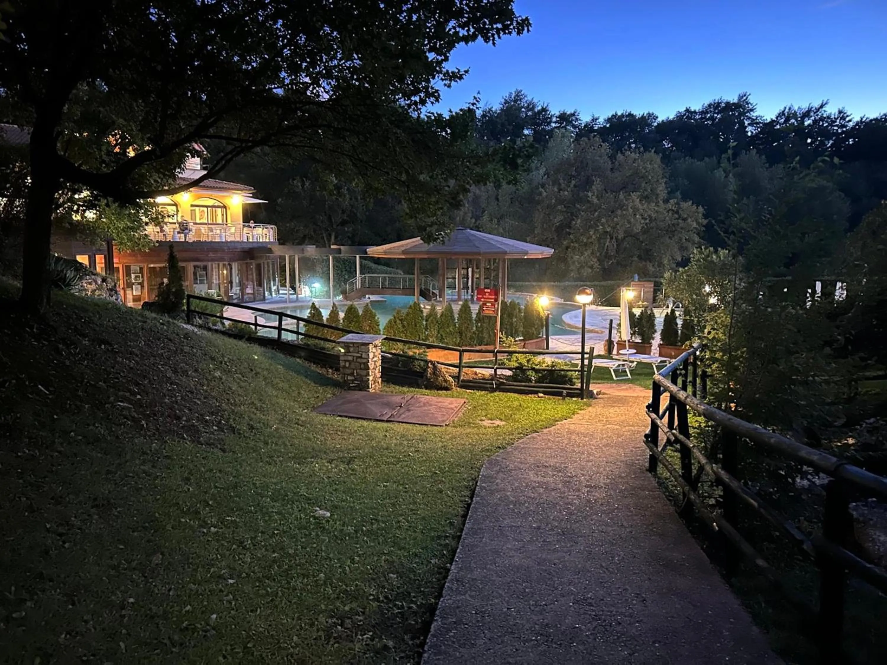 Pool view in Residence with swimming-pool and thermal pools in Sorano