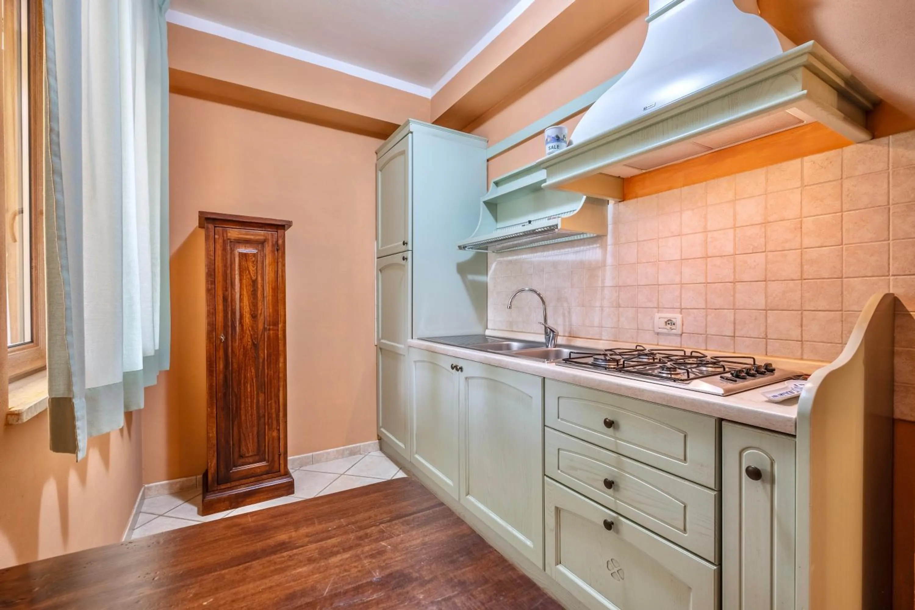 Kitchen or kitchenette in Residence with swimming-pool and thermal pools in Sorano