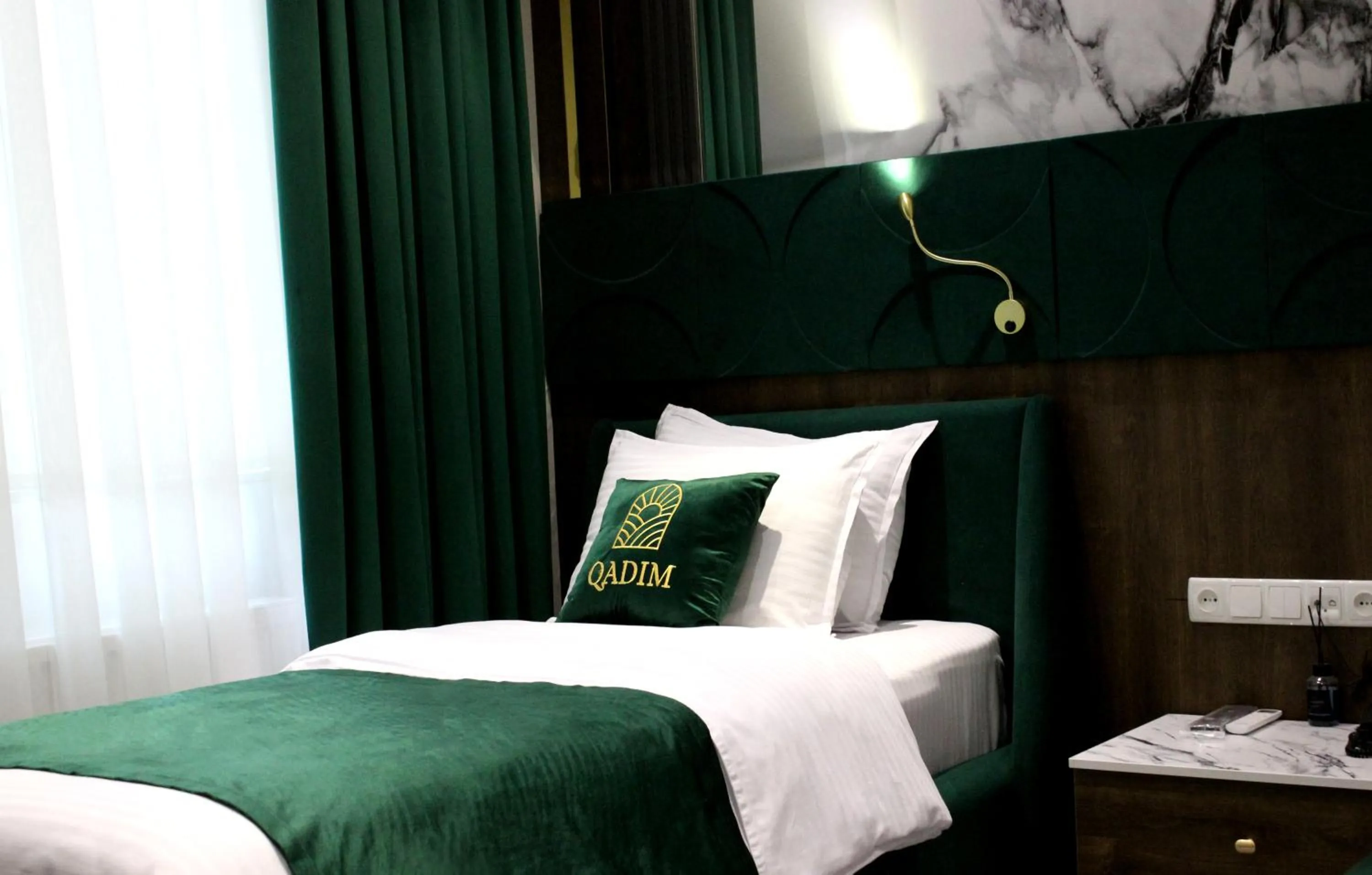 Photo of the whole room, Bed in Qadim Hotel