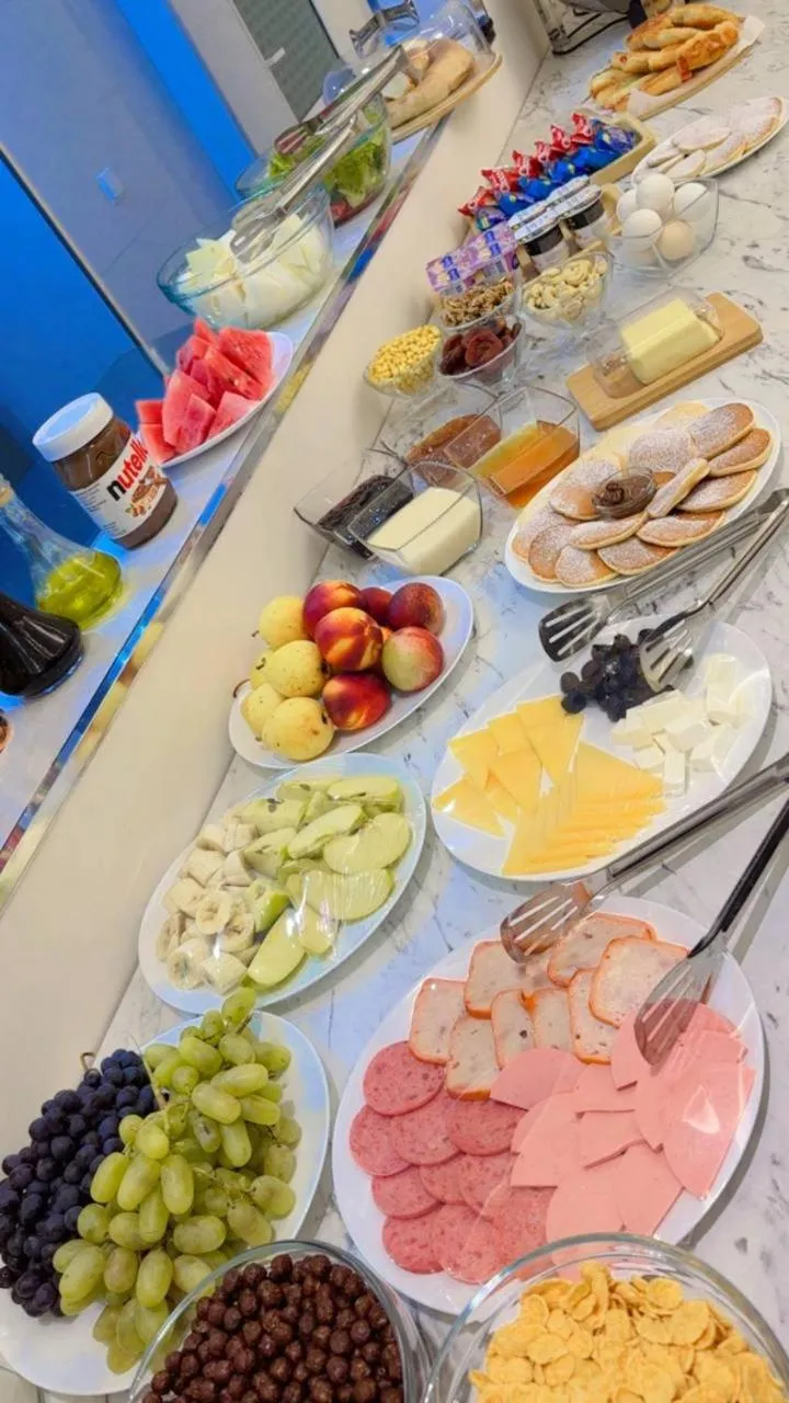 Buffet breakfast in Qadim Hotel