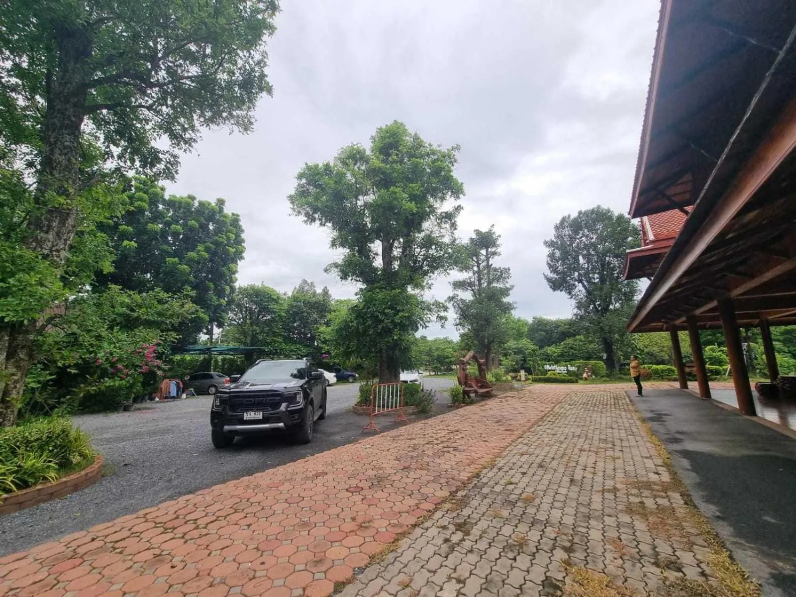 Metathsana Resort