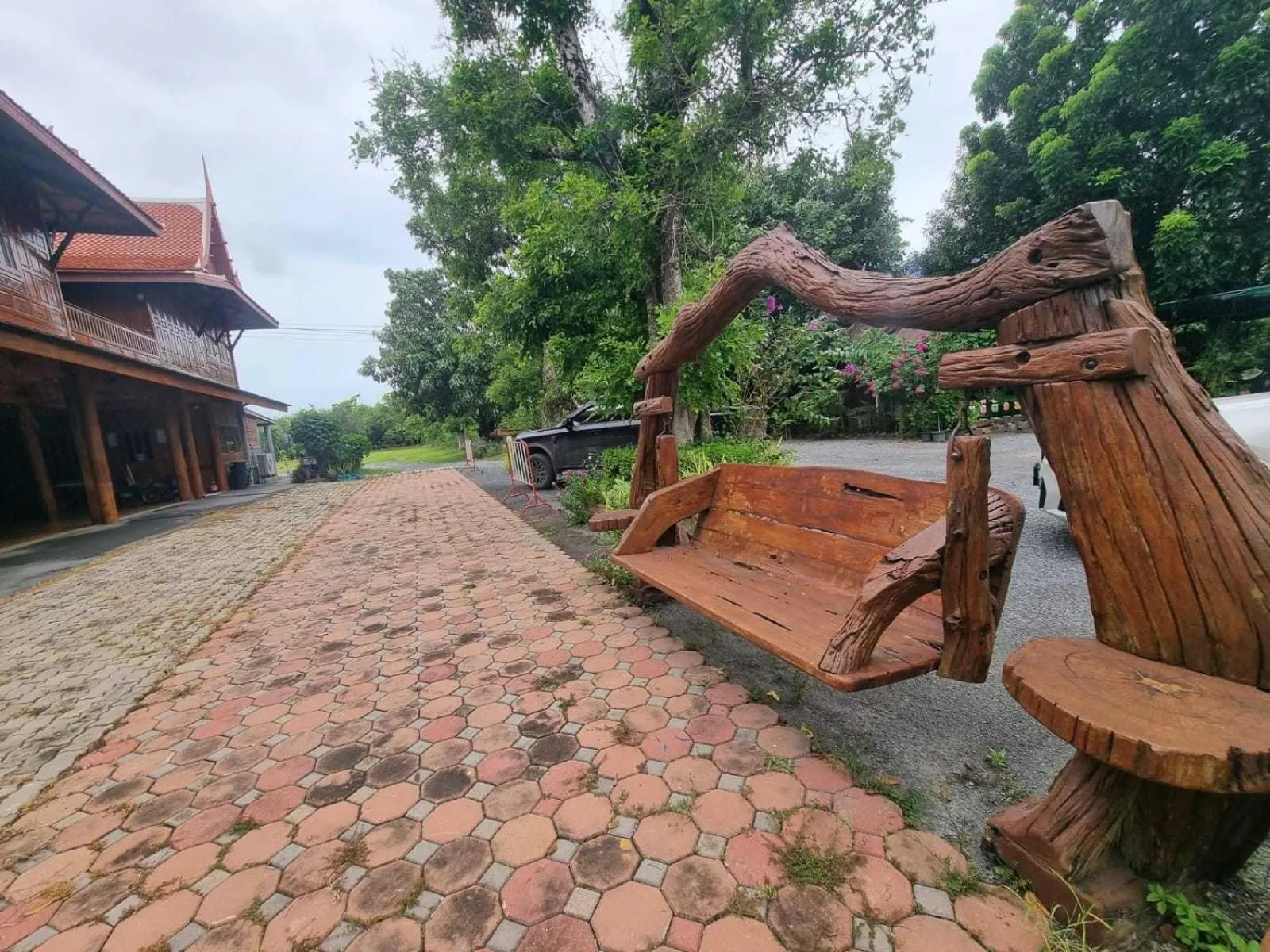 Metathsana Resort