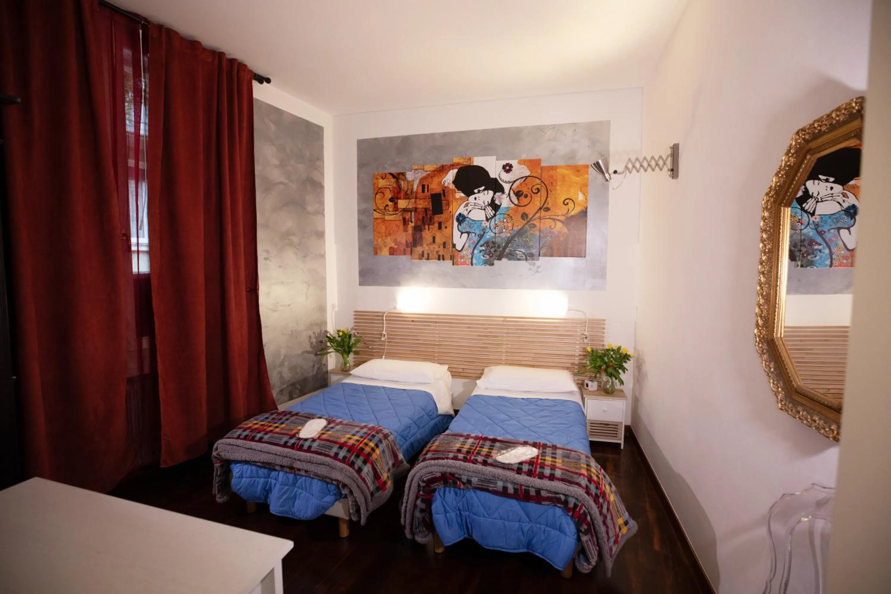 Bedroom, Bed in Like Romeo Suites
