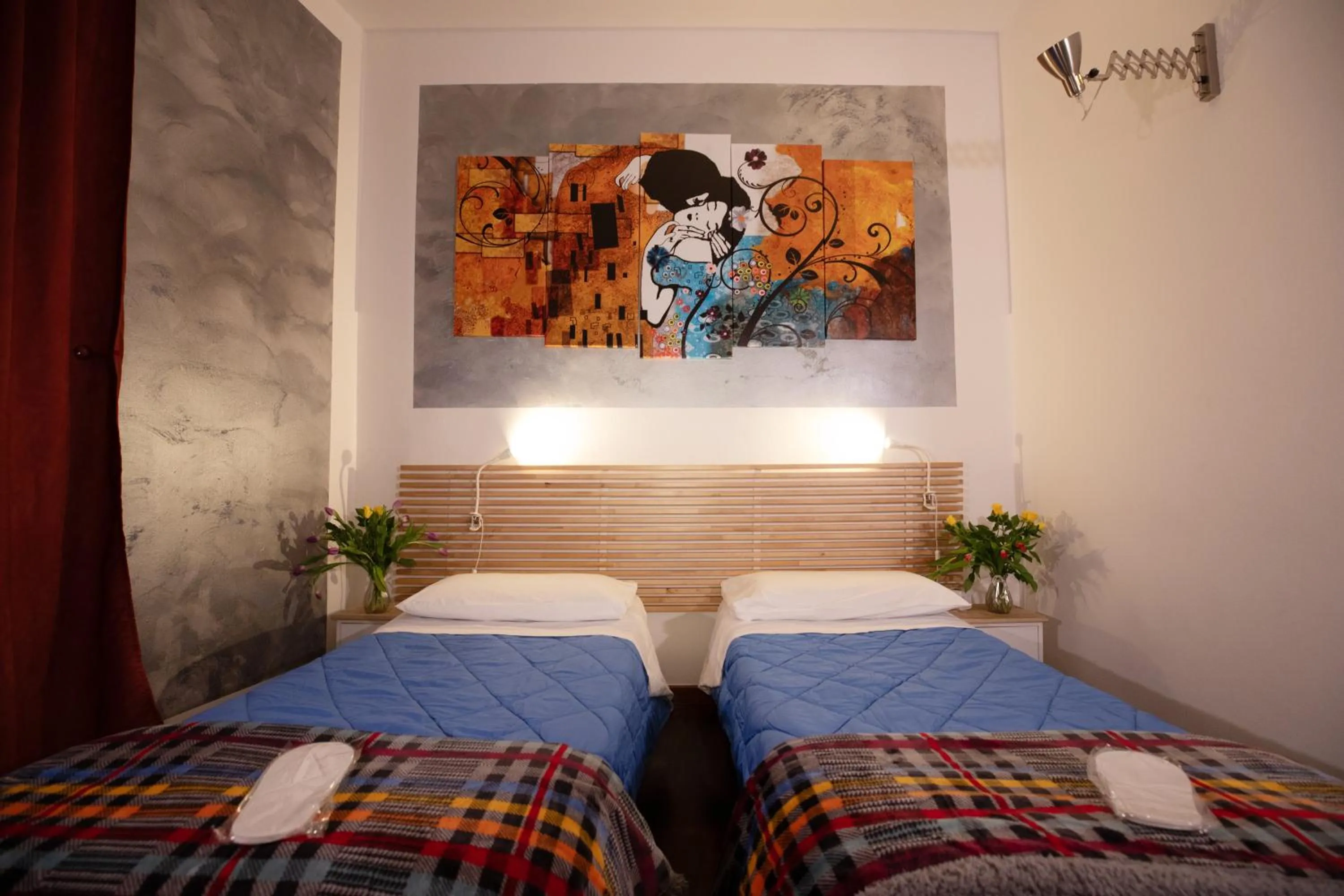 Bedroom, Bed in Like Romeo Suites