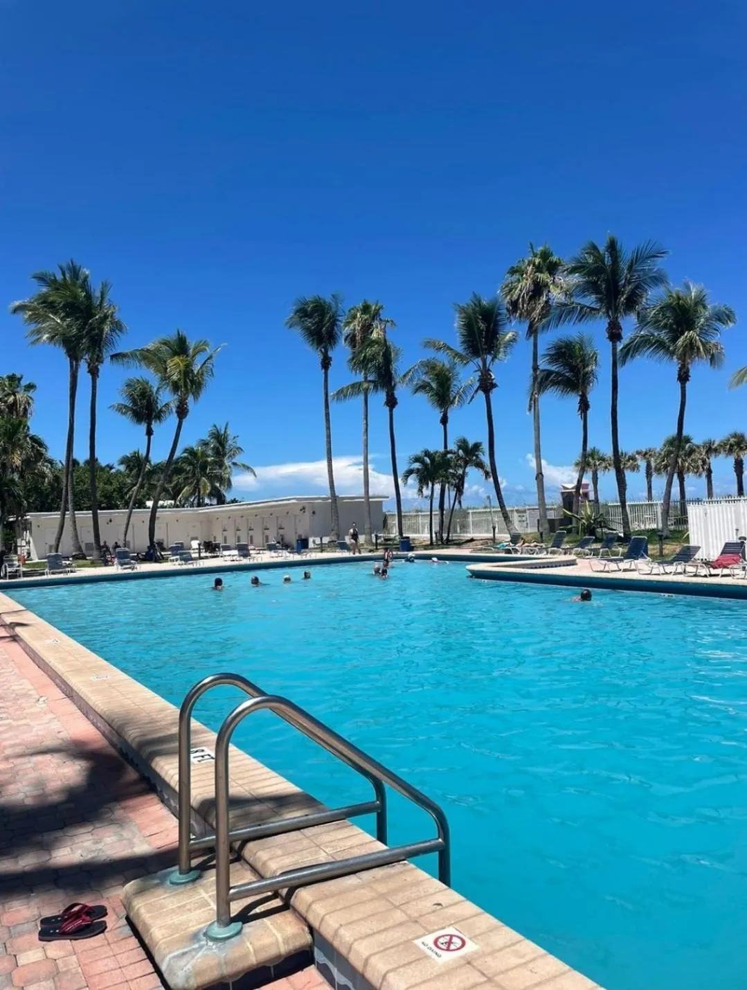 Day in Oceanfront Studio Miami Beach