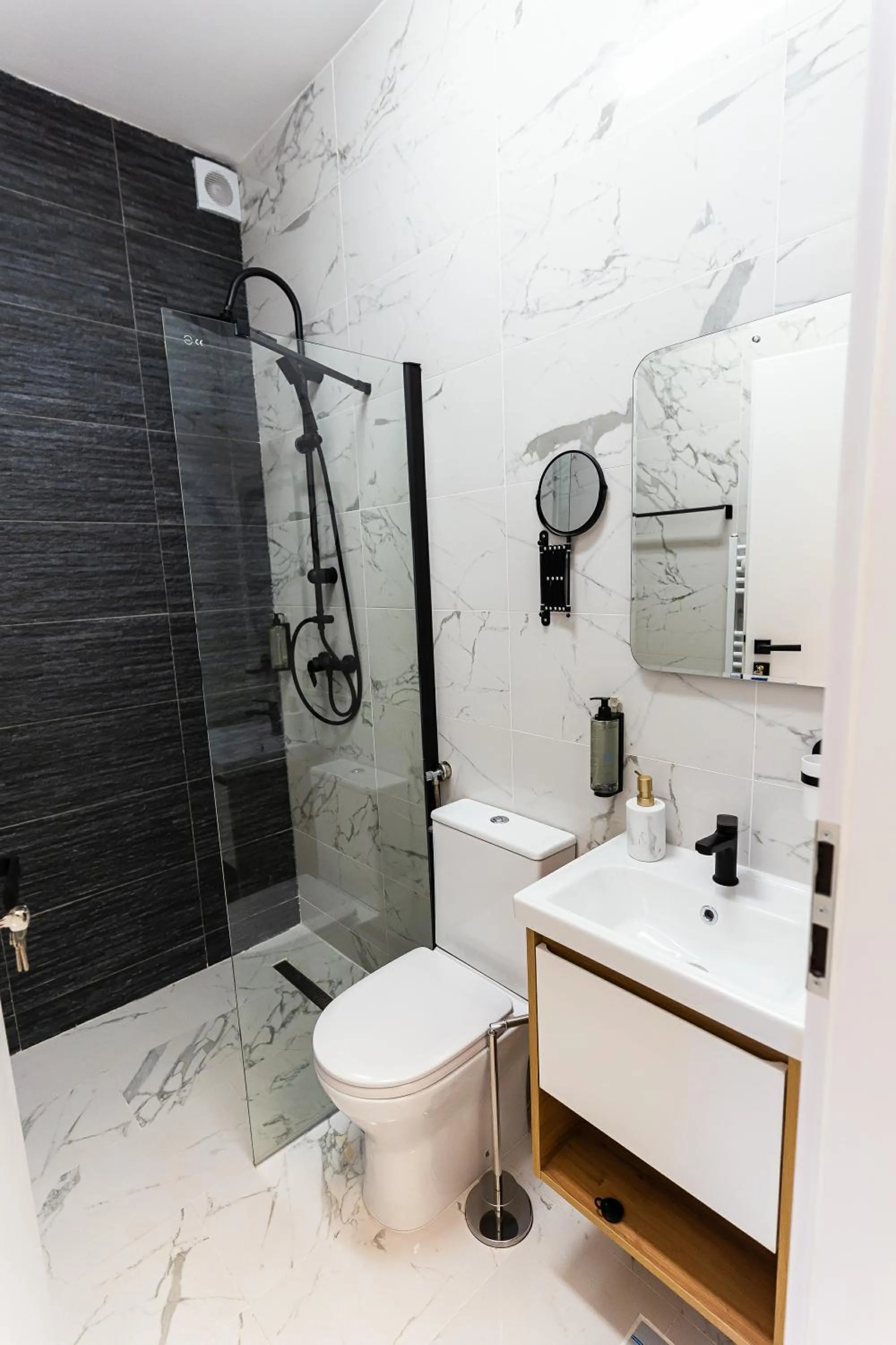 Shower in Central Rooms