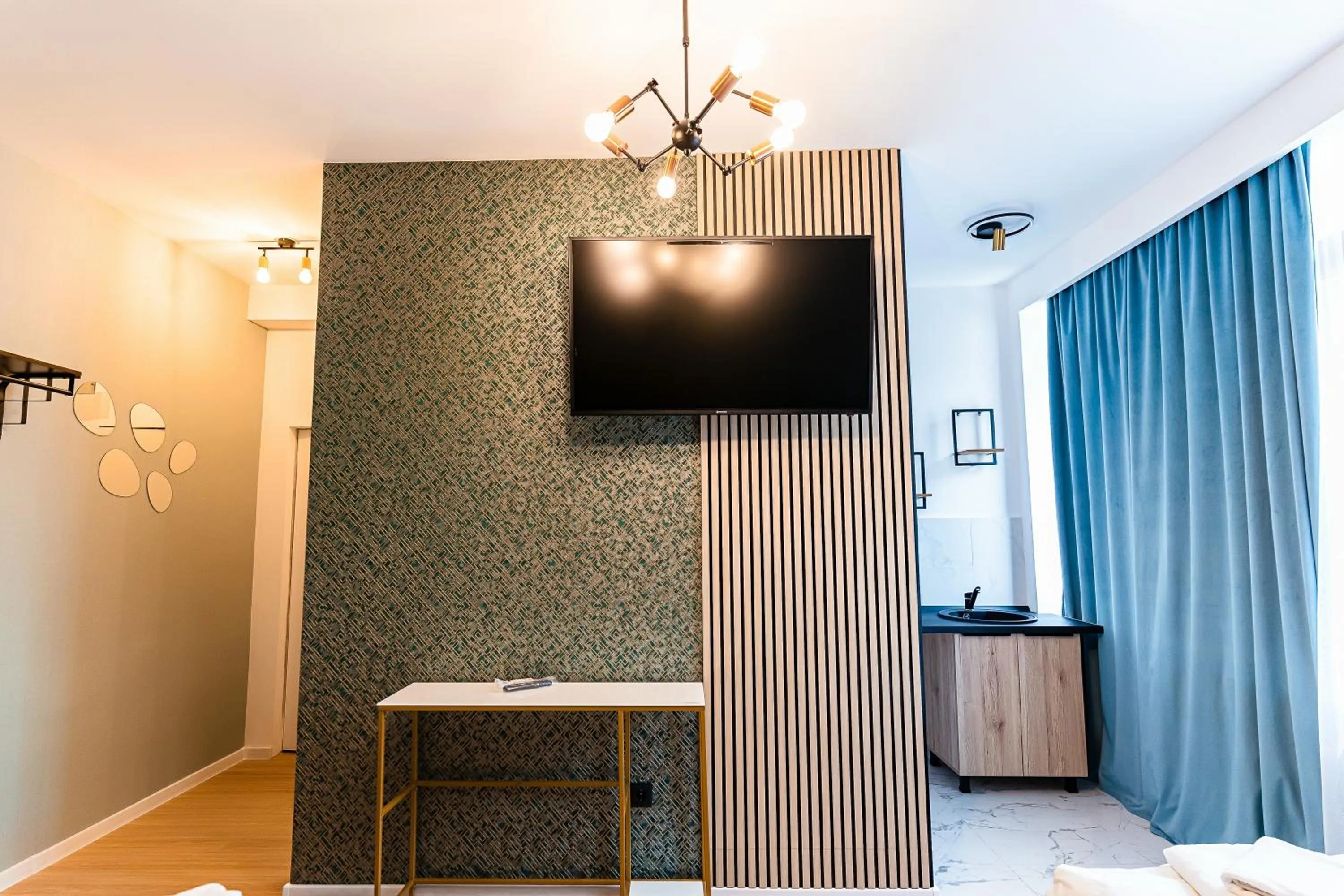 TV and multimedia in Central Rooms