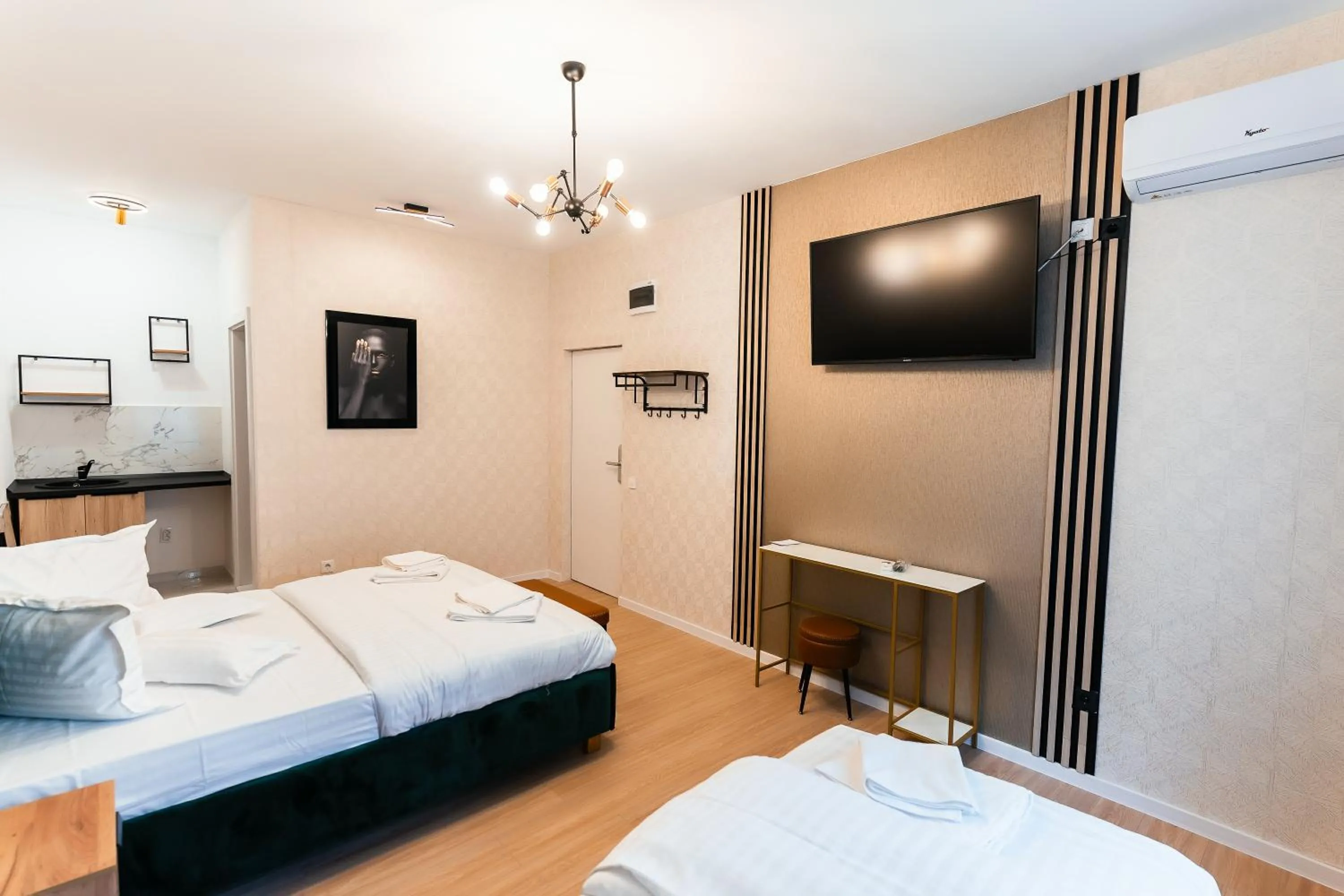 Bed in Central Rooms