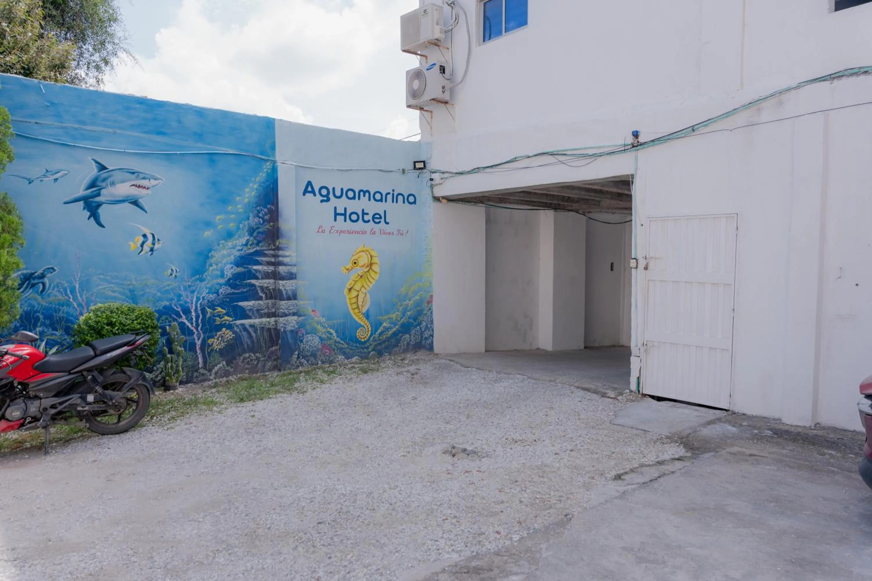 Parking in Hotel Aguamarina