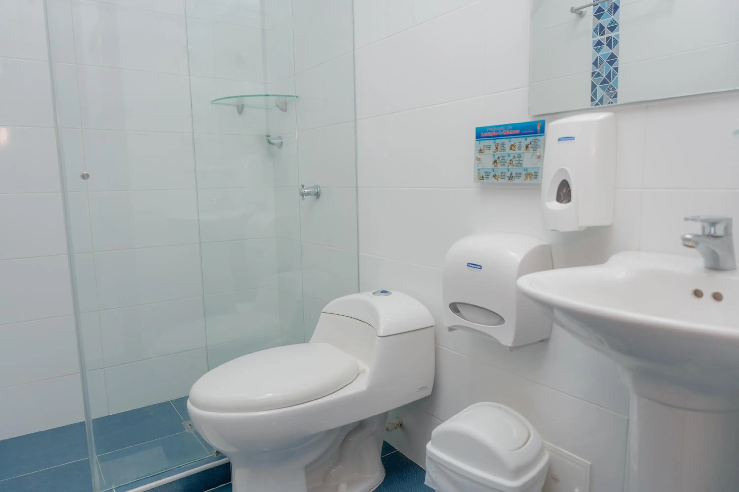 Bathroom in Hotel Aguamarina