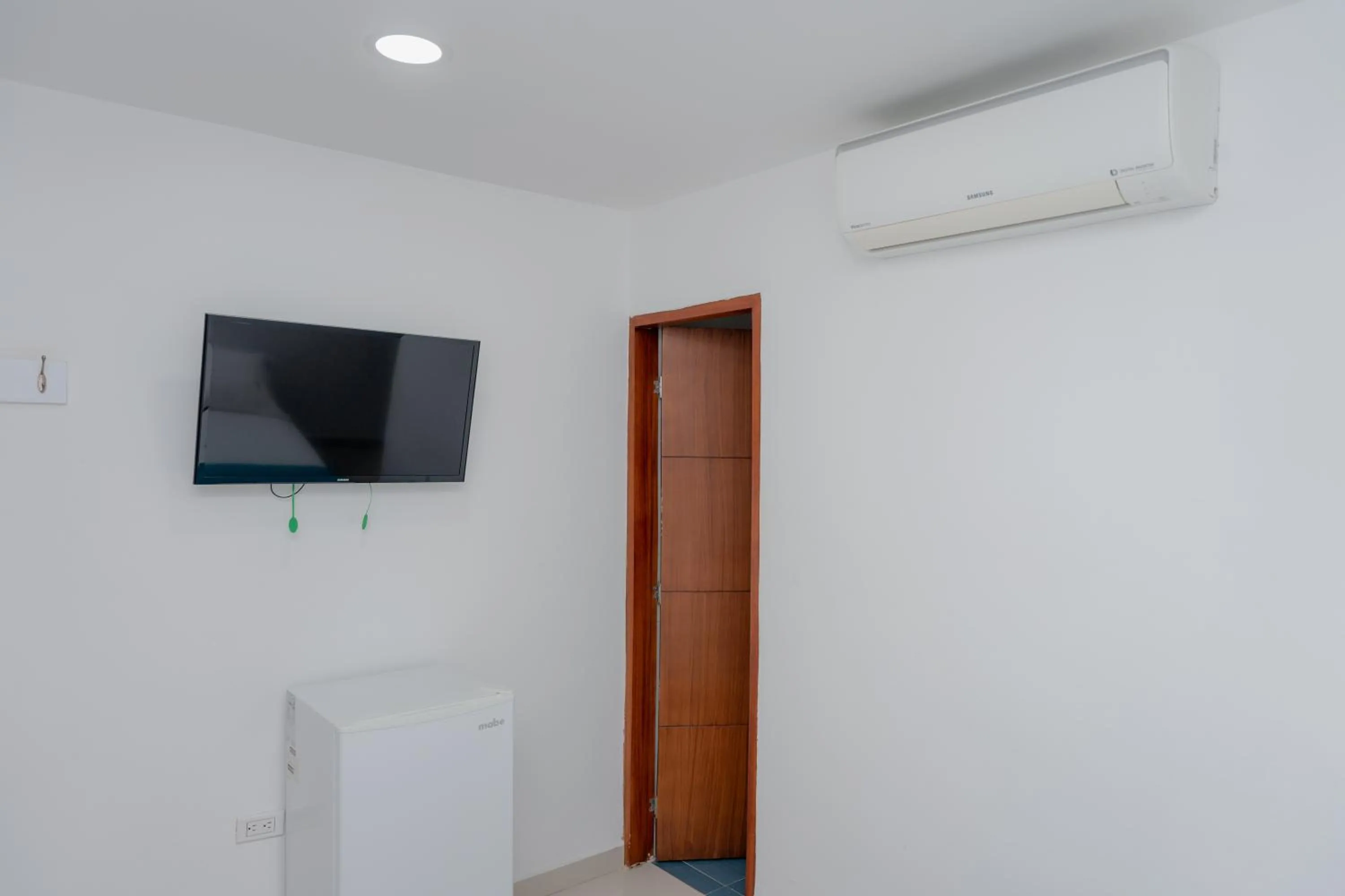 TV and multimedia in Hotel Aguamarina