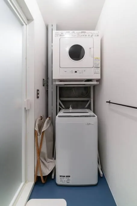 washing machine in Rakuna Inn 遊 Kinshicho