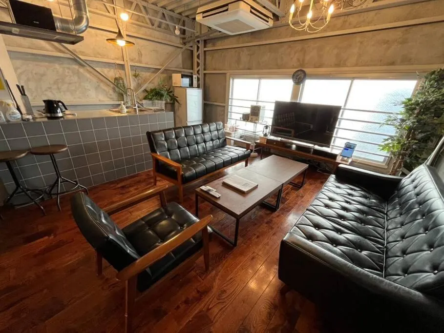 Living room in Rakuna Inn 遊 Kinshicho