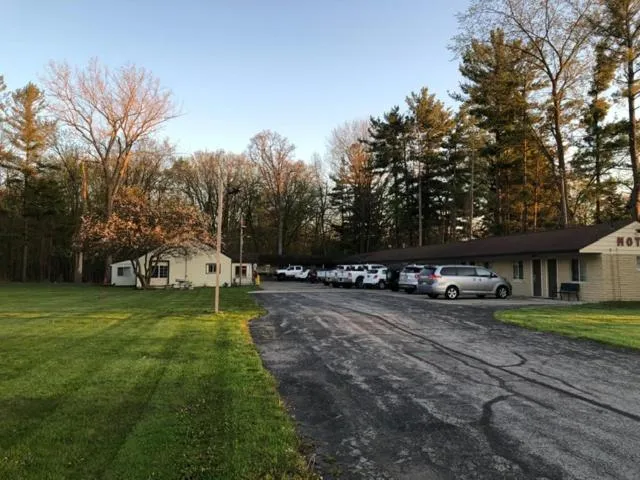 Property building in Gratiot View Motel