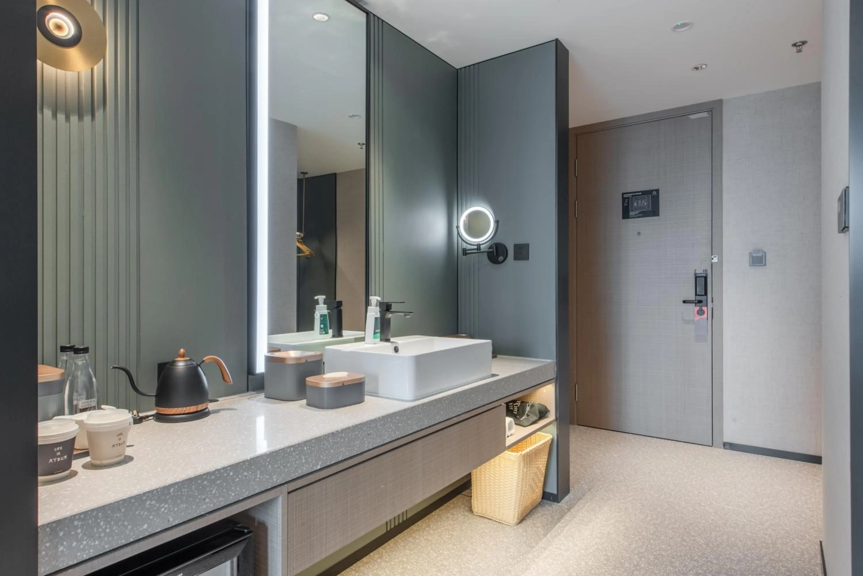 Atour S Hotel Shenzhen Nanshan Science and Technology Park Hi-Tech Centre