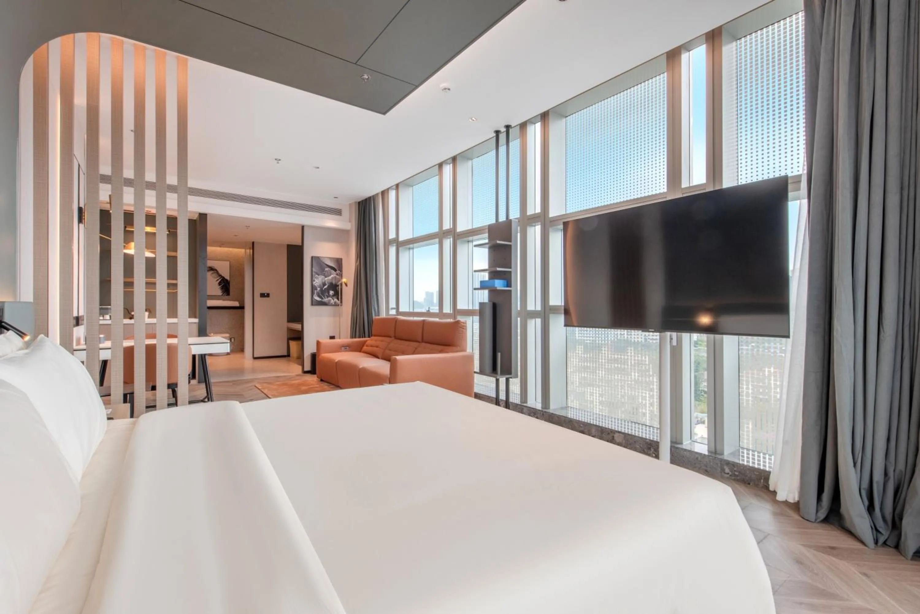 Bed in Atour S Hotel Shenzhen Nanshan Science and Technology Park Hi-Tech Centre