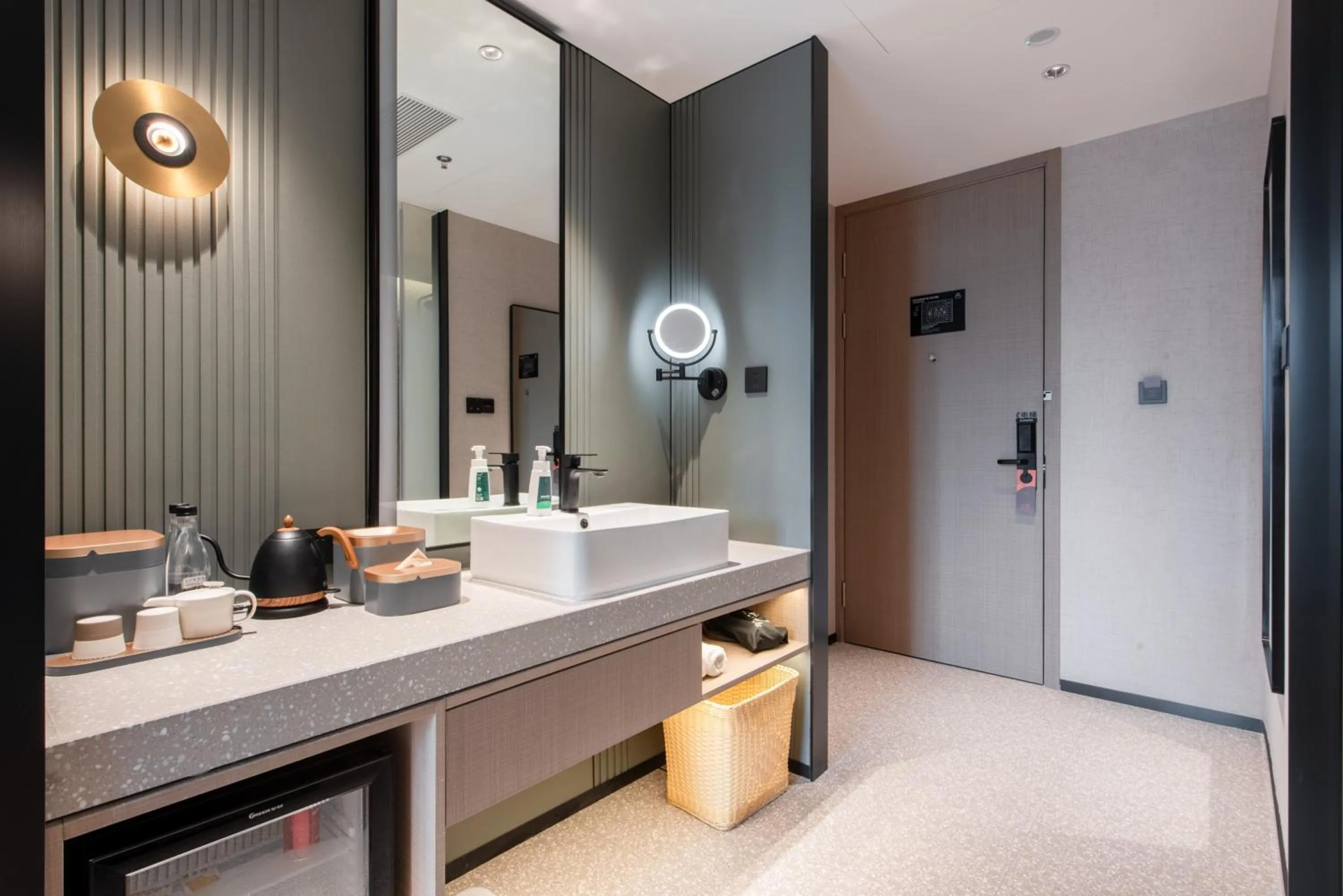 Atour S Hotel Shenzhen Nanshan Science and Technology Park Hi-Tech Centre