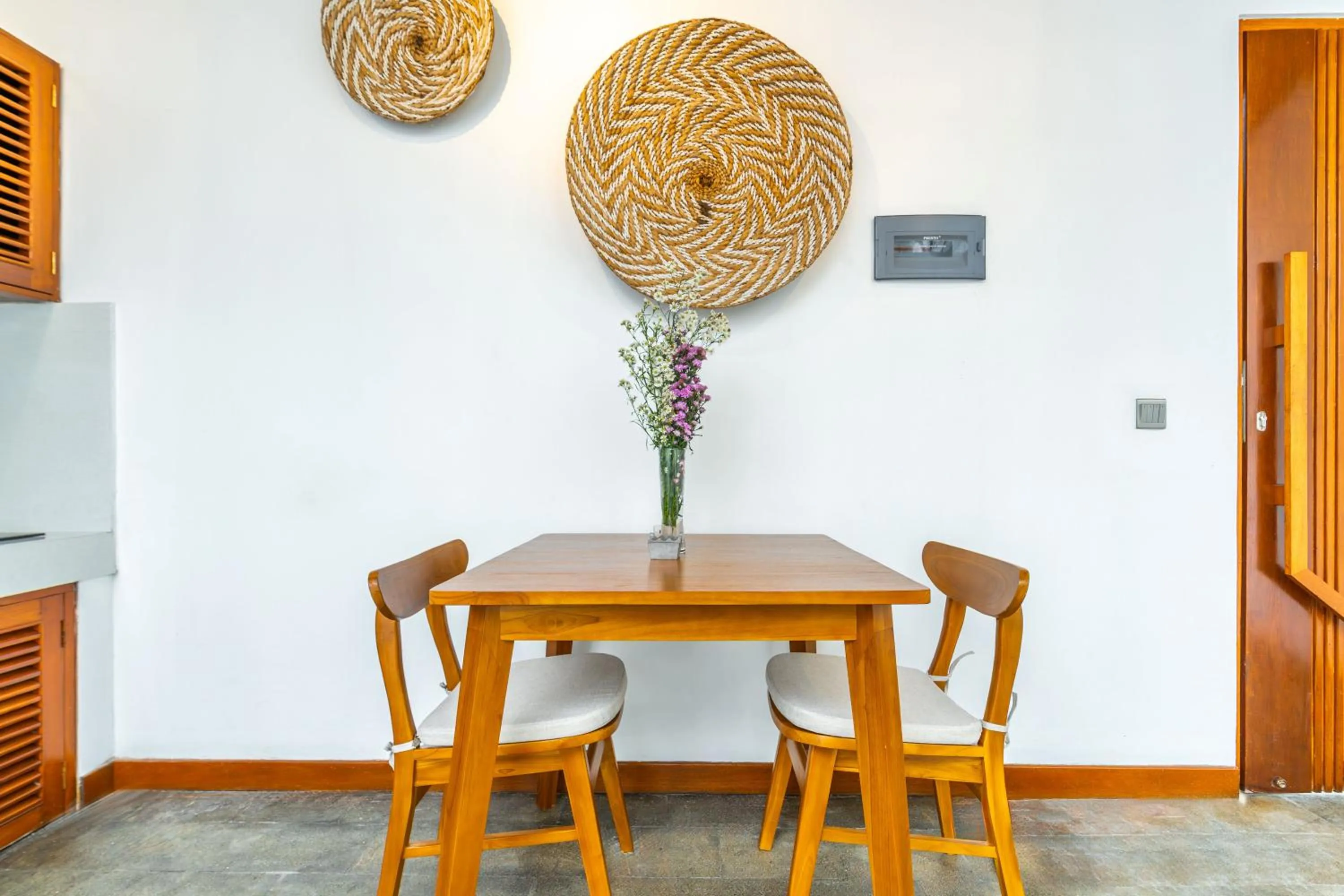 Dining area in Villa Felicia Canggu By Moria