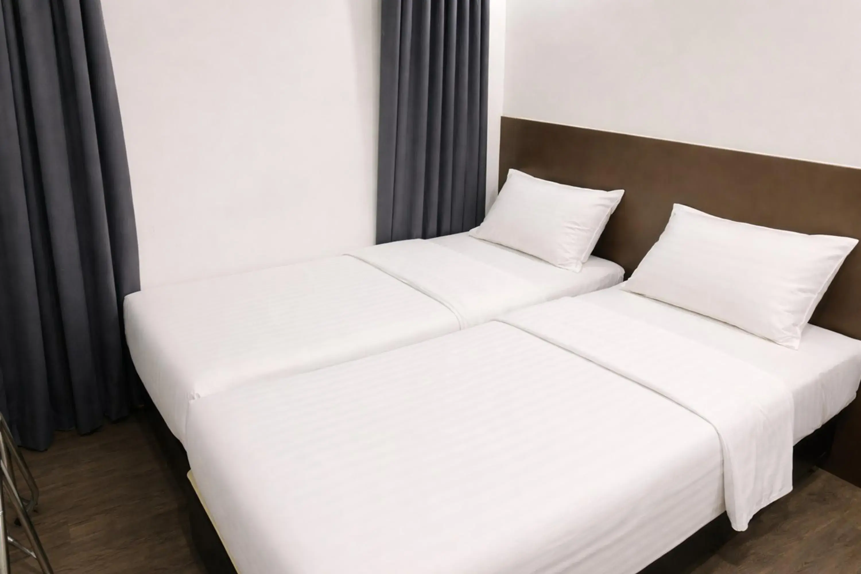 Bed in A Hotel Dickson Bed in A Hotel Dickson