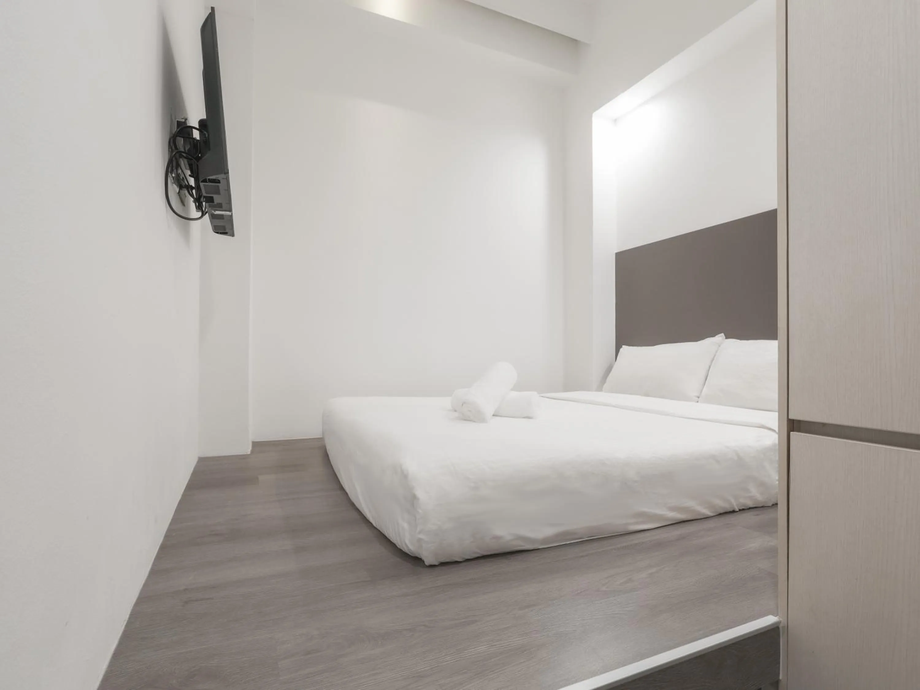 Bed in A Hotel Dickson