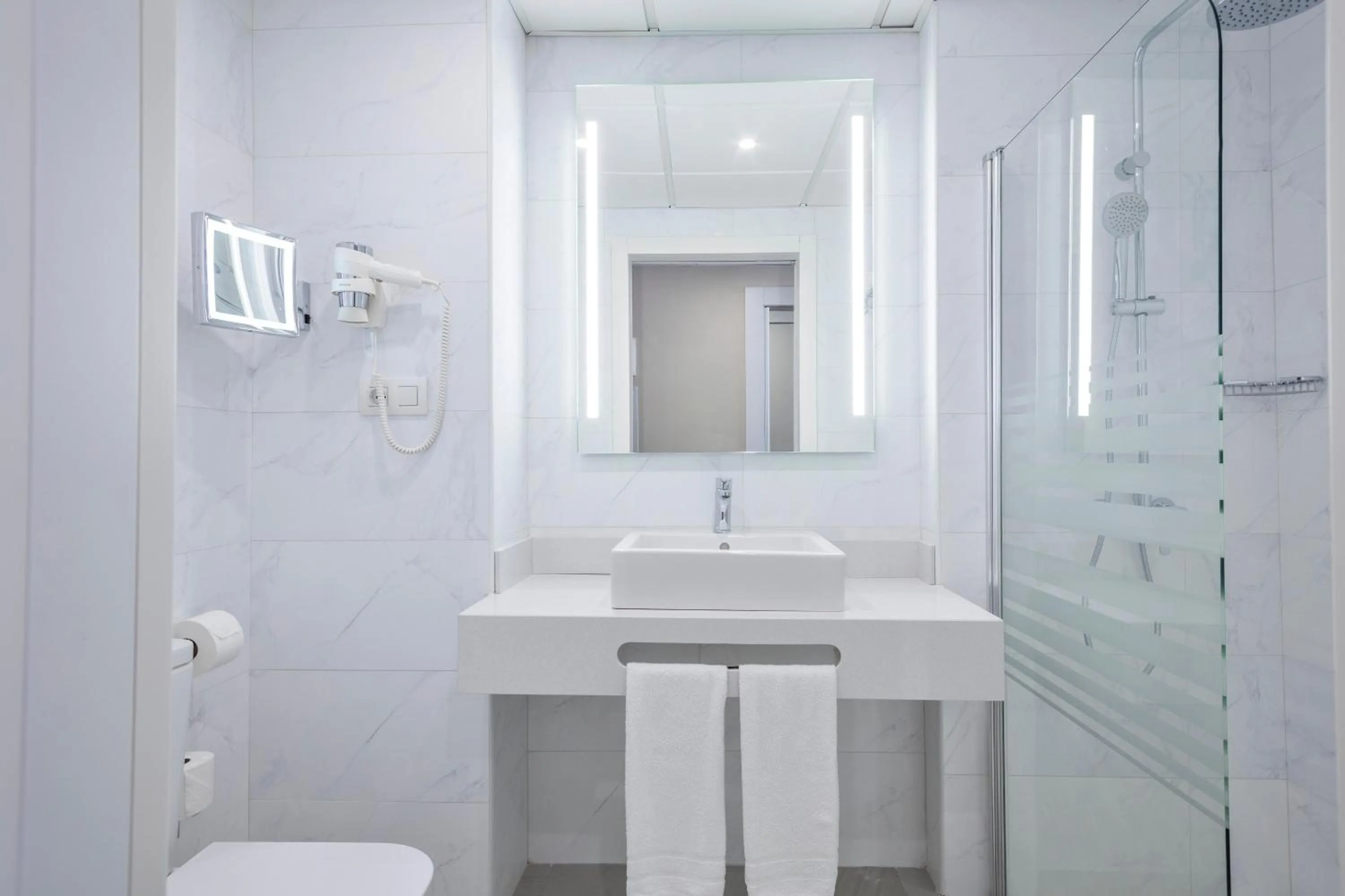 Bathroom in Hotel Best Mediterraneo